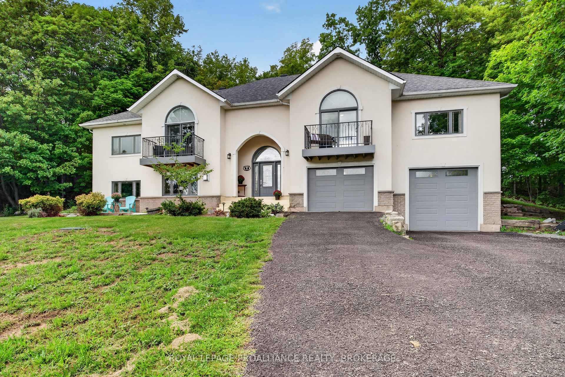 Photo 2 of 27 Collins Drive, Frontenac, Frontenac South — HOMEH