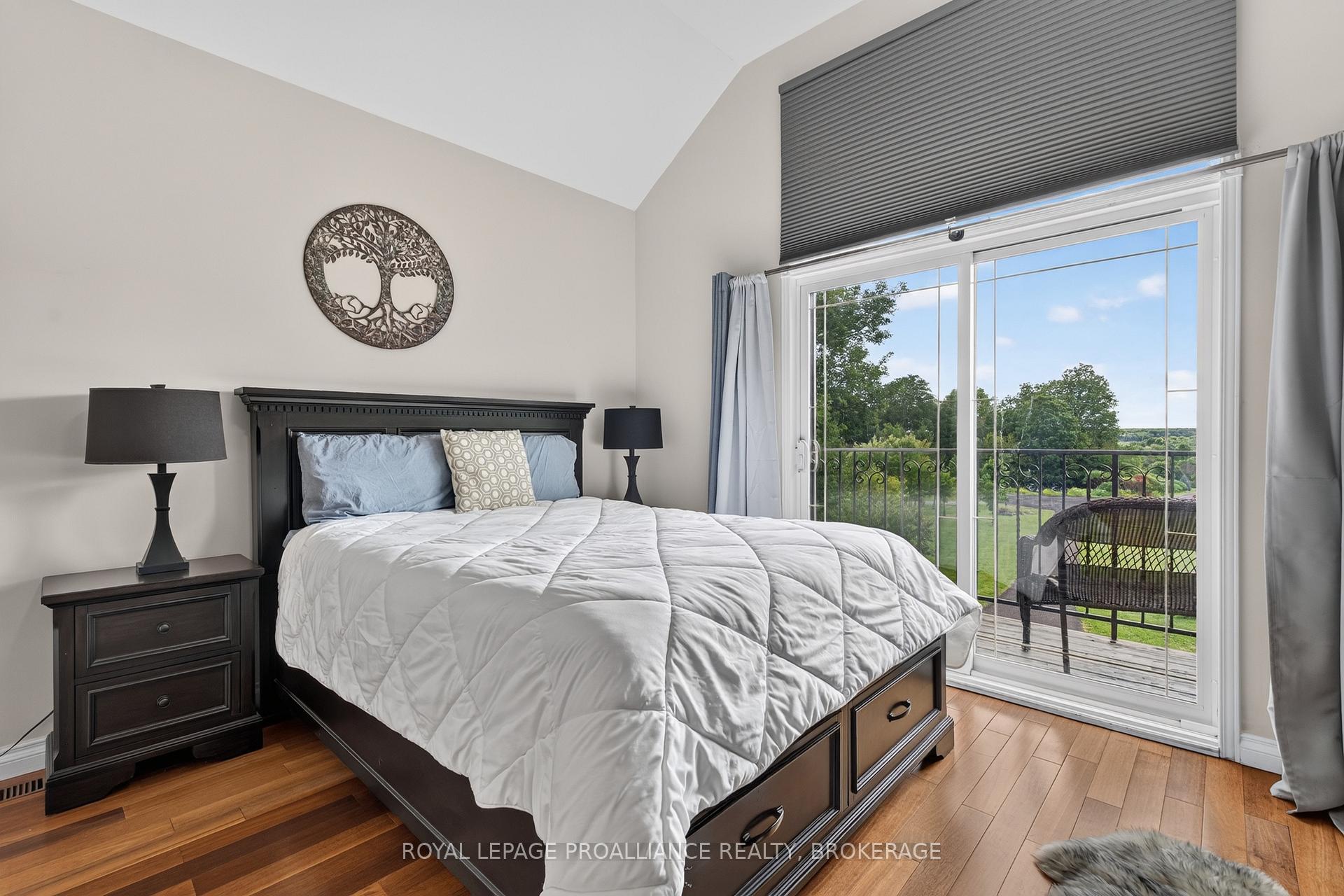 Photo 18 of 27 Collins Drive, Frontenac, Frontenac South — HOMEH