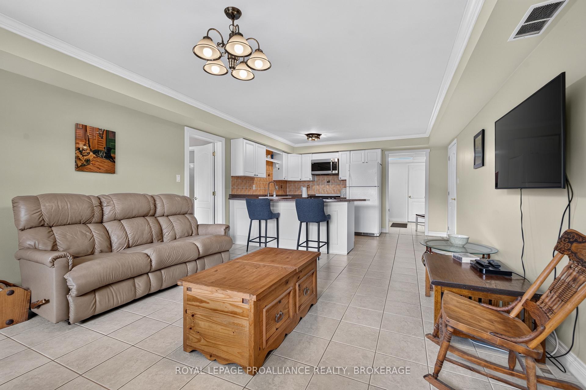 Photo 27 of 27 Collins Drive, Frontenac, Frontenac South — HOMEH