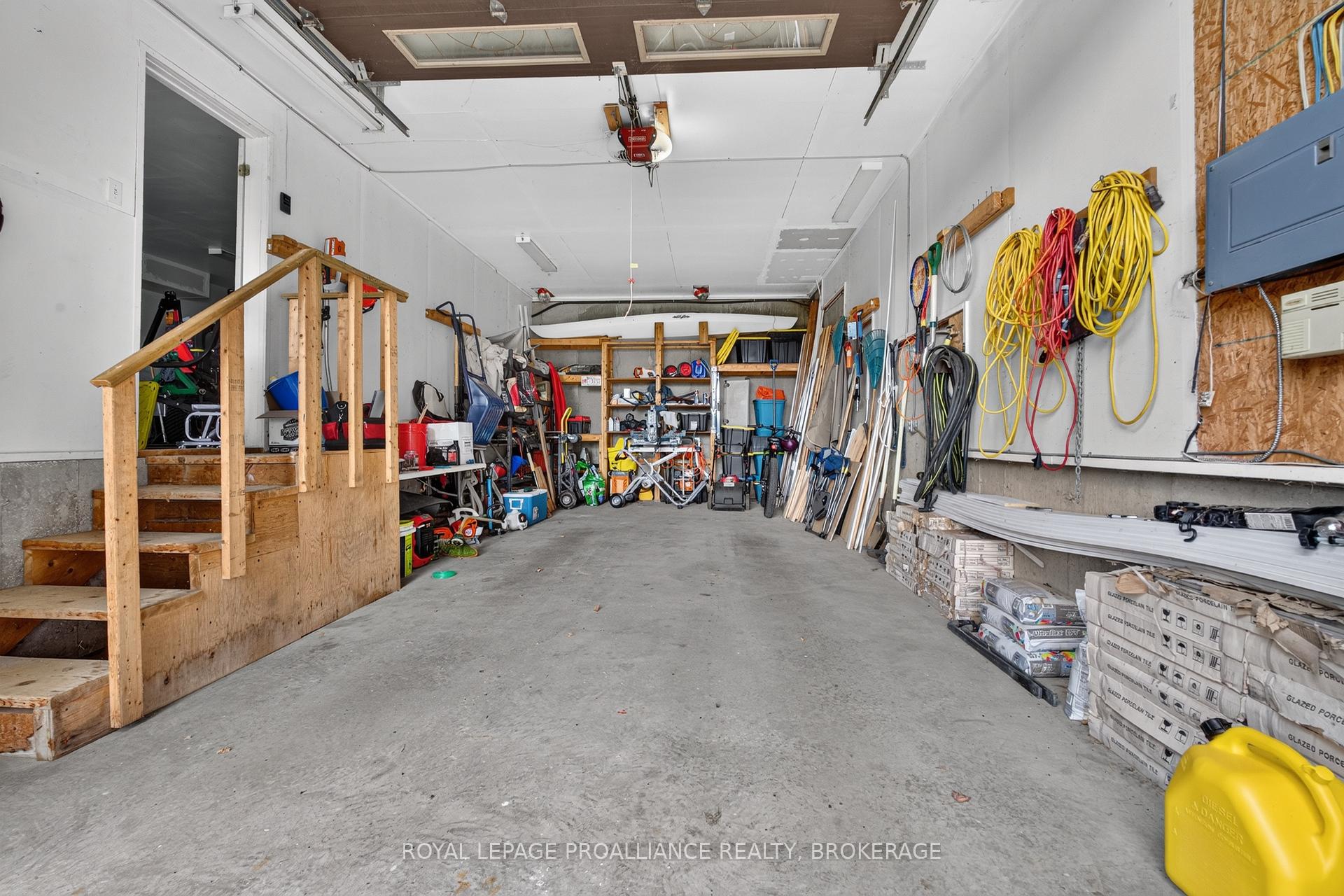 Photo 37 of 27 Collins Drive, Frontenac, Frontenac South — HOMEH
