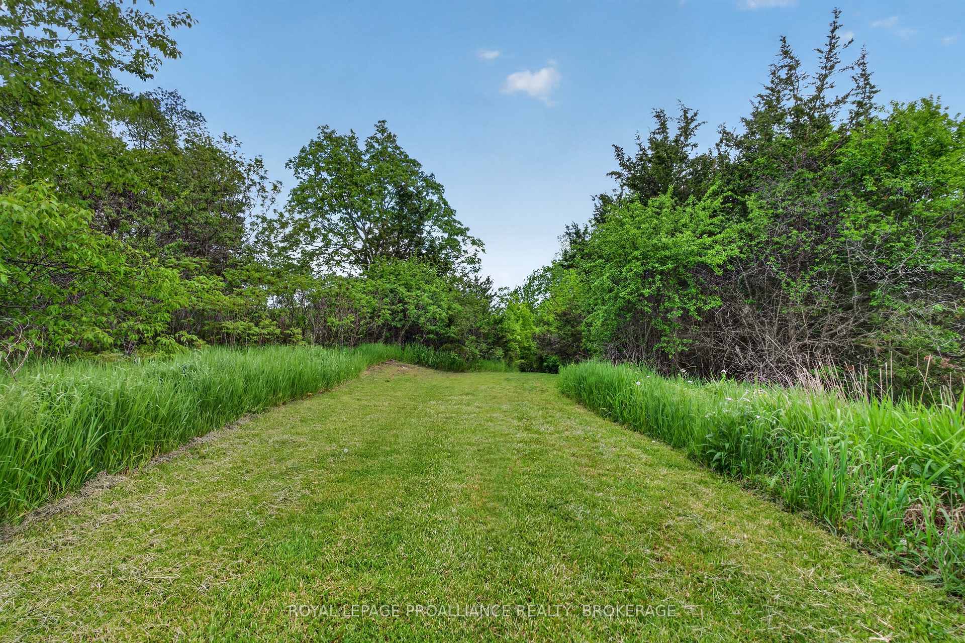 Photo 44 of 27 Collins Drive, Frontenac, Frontenac South — HOMEH
