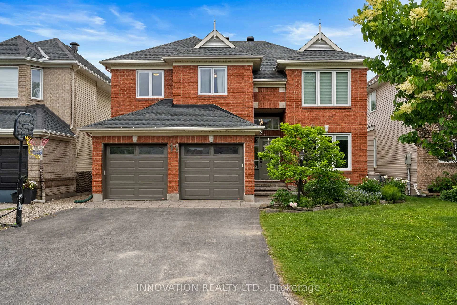 Photo 2 of 11 Bracewood Way, Ottawa, Barrhaven - Stonebridge — HOMEH