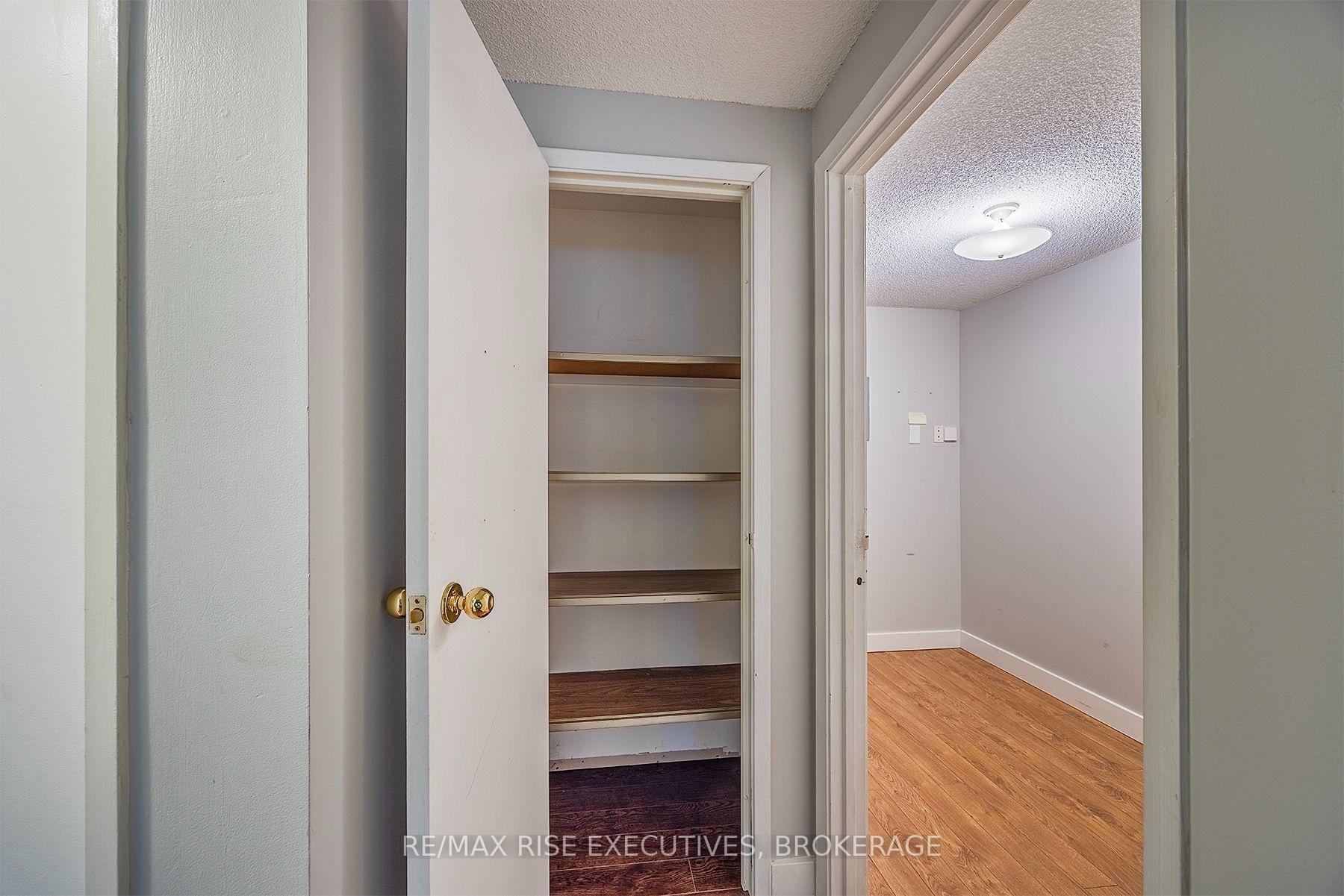 Photo 37 of Unit 118, 580 Armstrong Road, Kingston, East Gardiners Rd — HOMEH