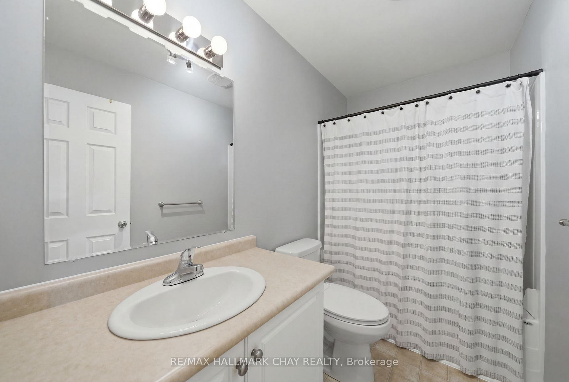 Photo 24 of 46 Michelle Drive, Orillia — HOMEH