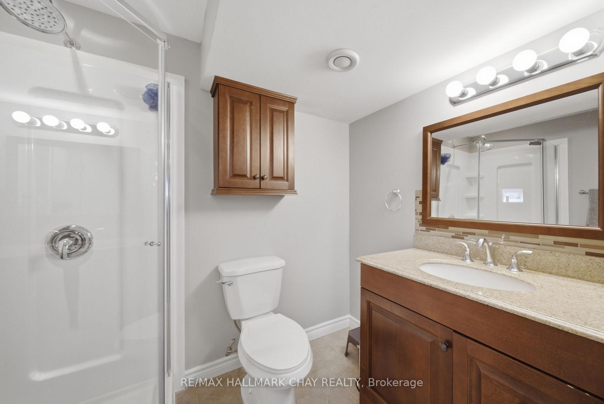 Photo 30 of 46 Michelle Drive, Orillia — HOMEH