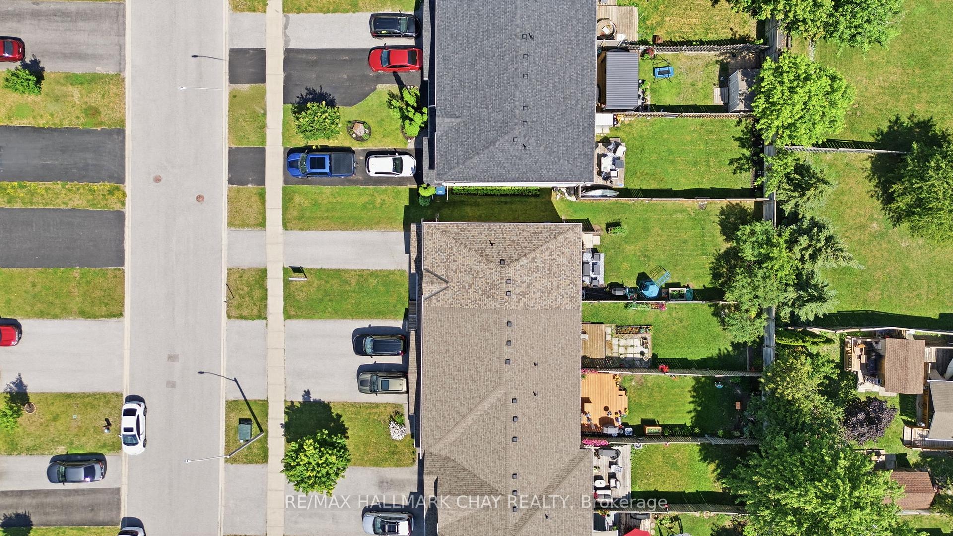 Photo 36 of 46 Michelle Drive, Orillia — HOMEH