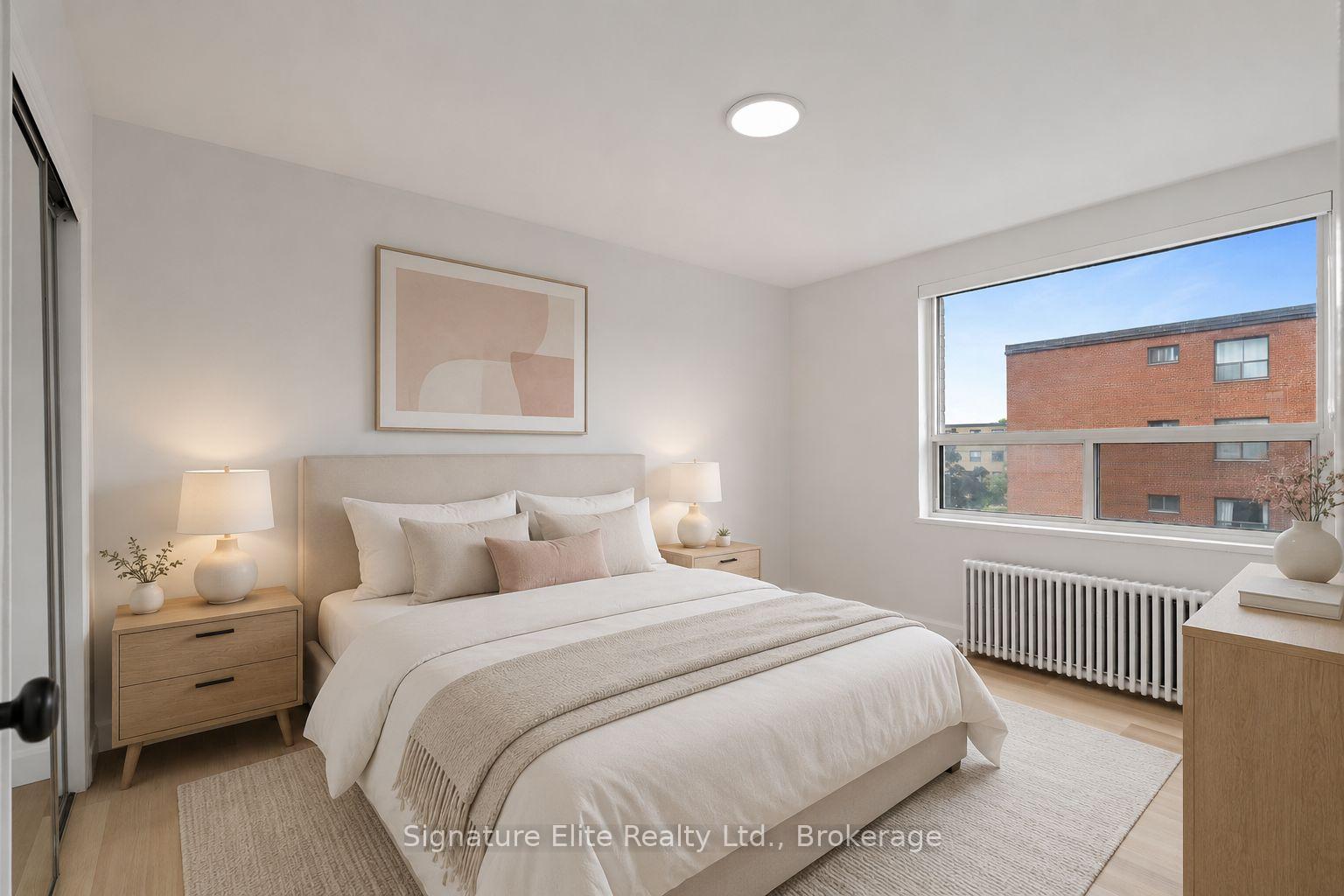 Photo 3 of Unit 301, 3 Swift Drive, North York, Victoria Village — HOMEH