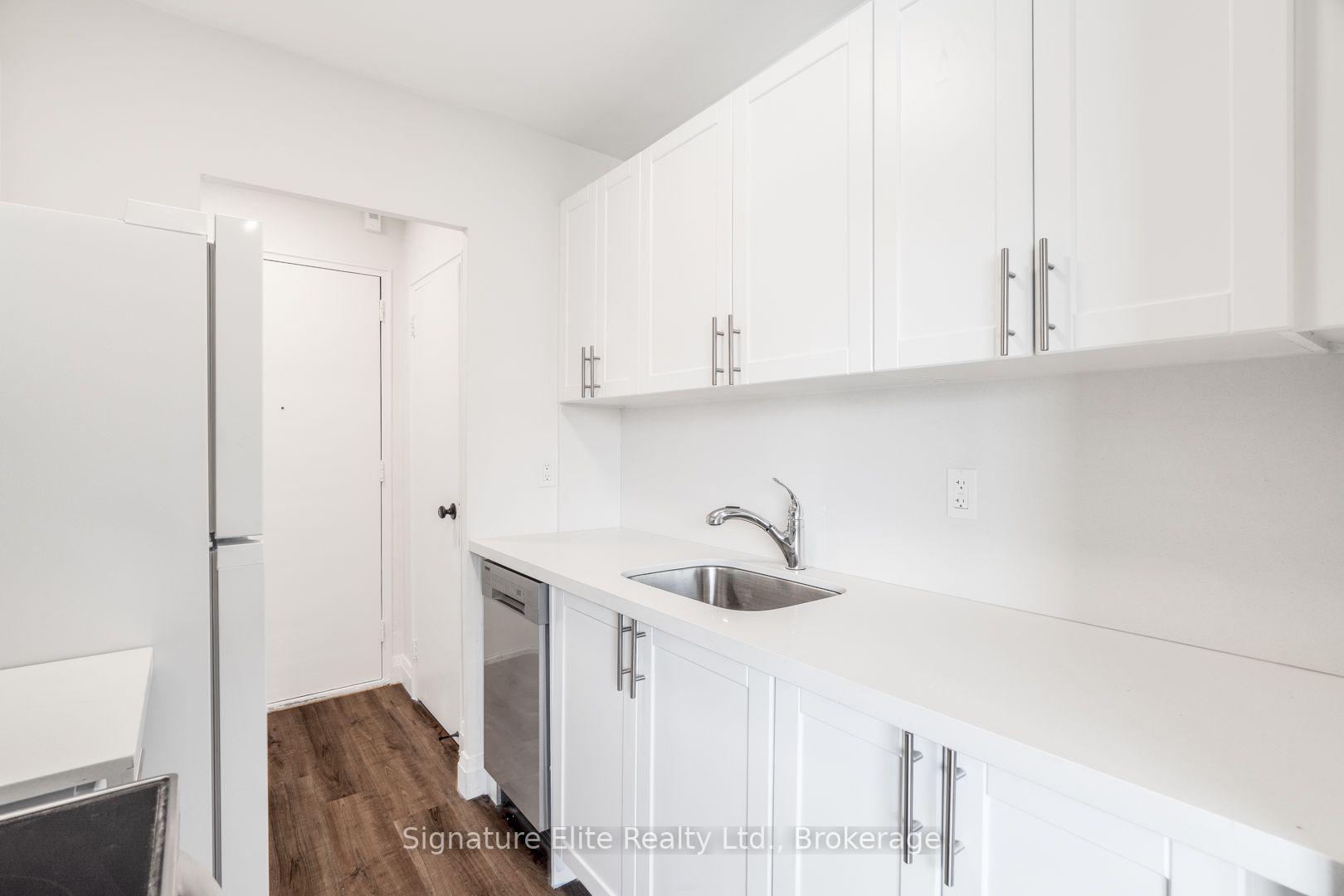 Photo 10 of Unit 206, 3 Swift Drive, North York, Victoria Village — HOMEH