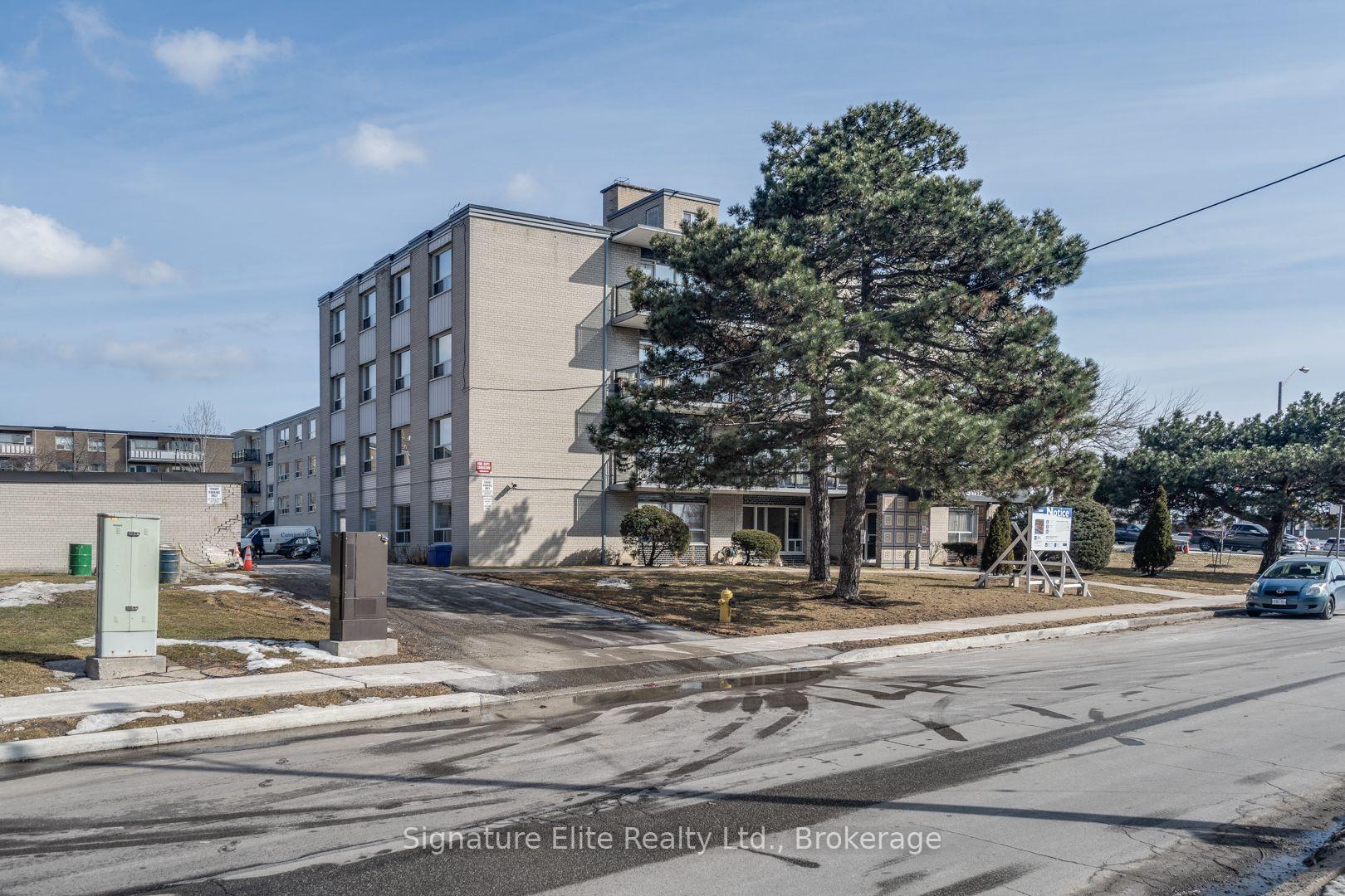Photo 14 of Unit 206, 3 Swift Drive, North York, Victoria Village — HOMEH