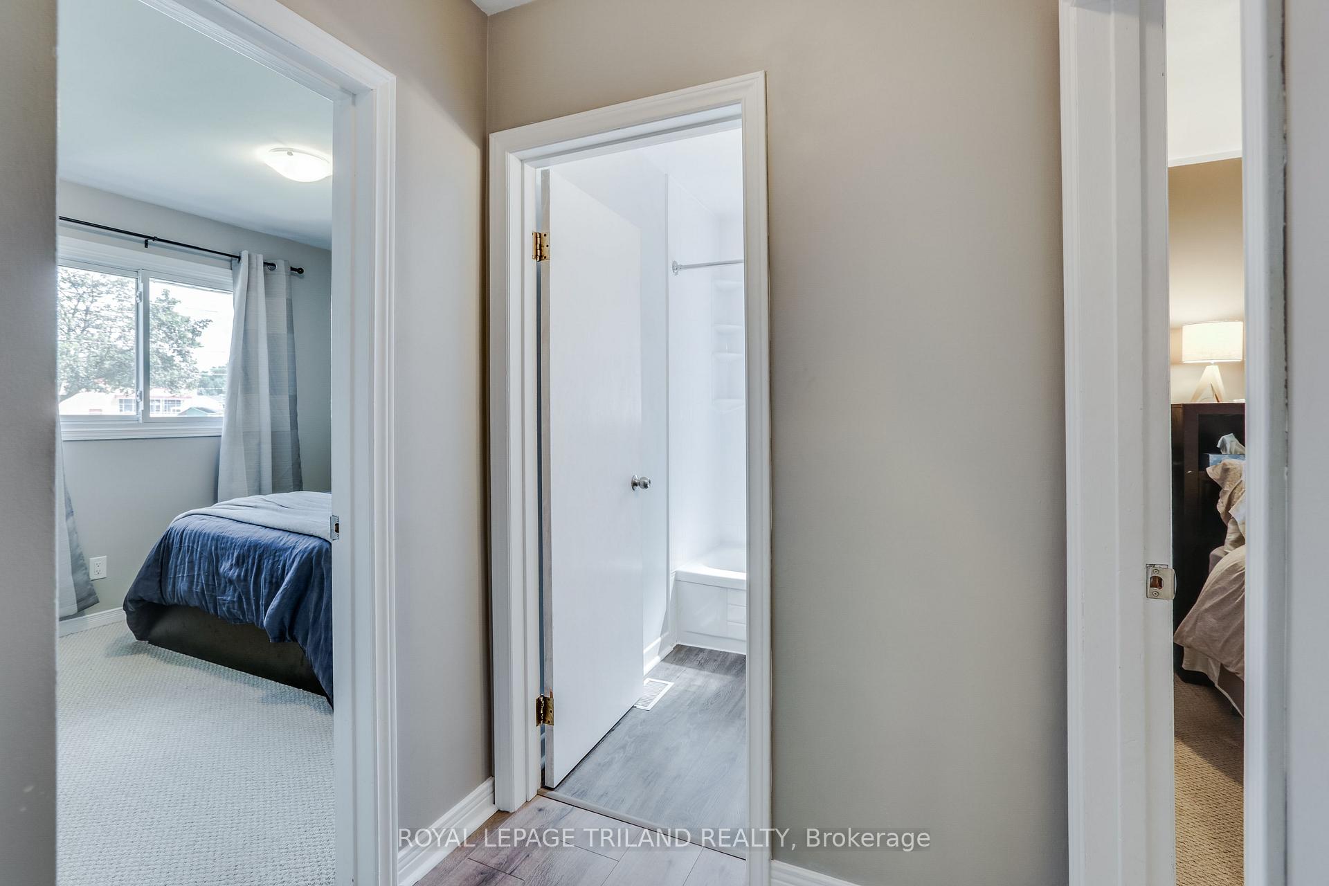 Photo 13 of 224 McKellar Street, Strathroy-Caradoc, SW — HOMEH