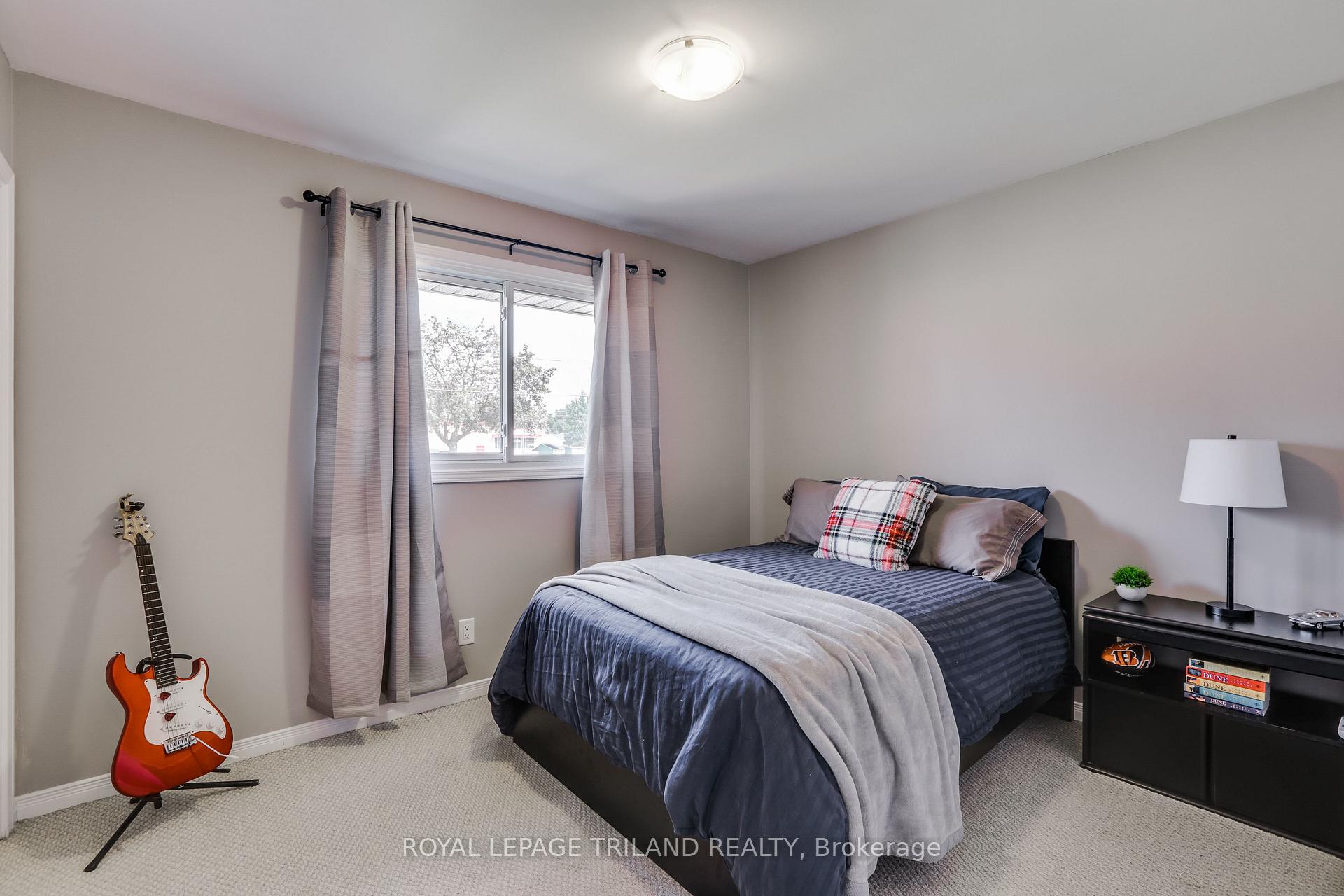 Photo 14 of 224 McKellar Street, Strathroy-Caradoc, SW — HOMEH
