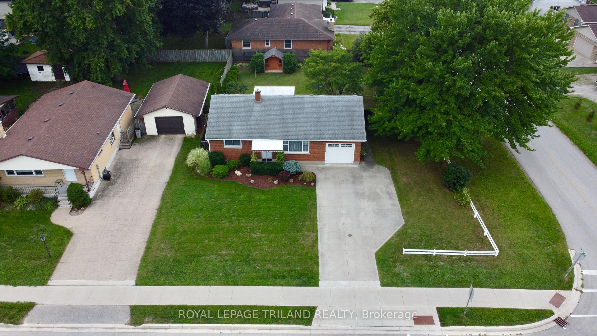 Photo 39 of 224 McKellar Street, Strathroy-Caradoc, SW — HOMEH