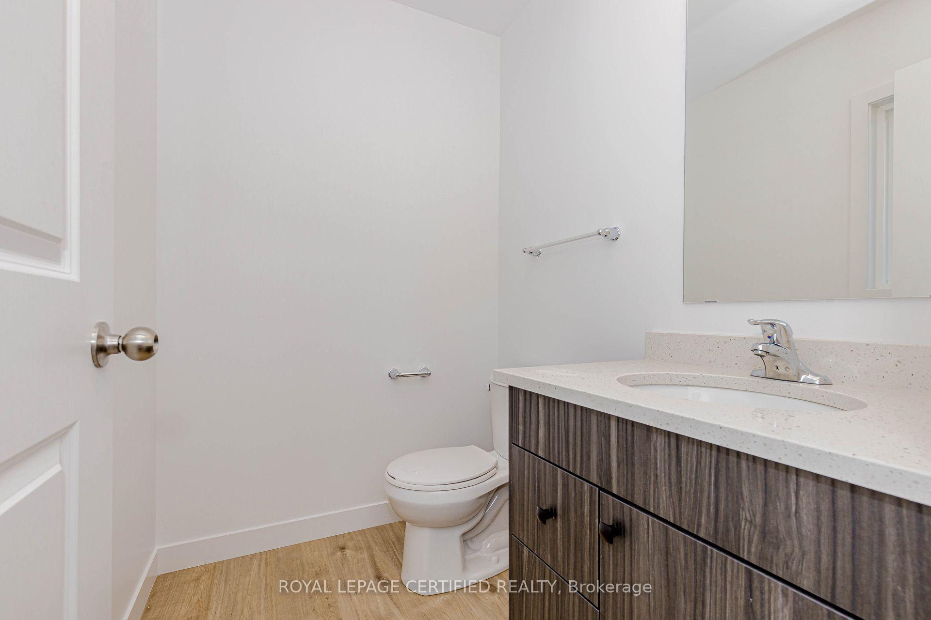 Photo 17 of 26 Oak Forest Common Crescent, Cambridge, Preston Heights — HOMEH