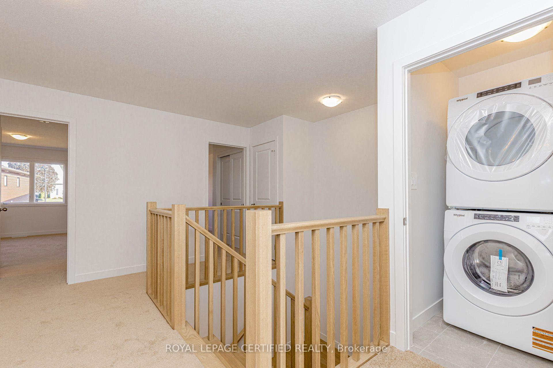 Photo 20 of 26 Oak Forest Common Crescent, Cambridge, Preston Heights — HOMEH