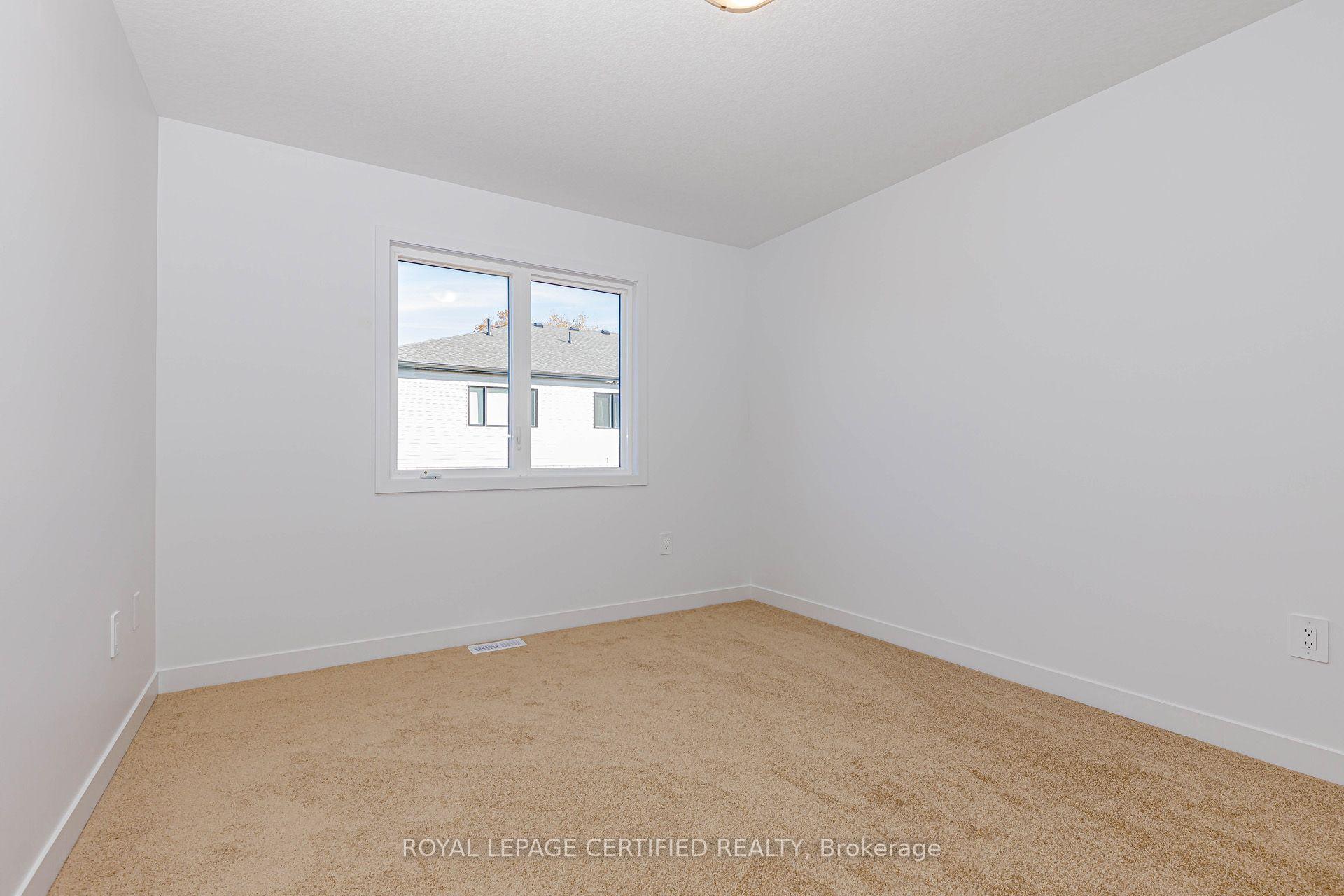Photo 22 of 26 Oak Forest Common Crescent, Cambridge, Preston Heights — HOMEH