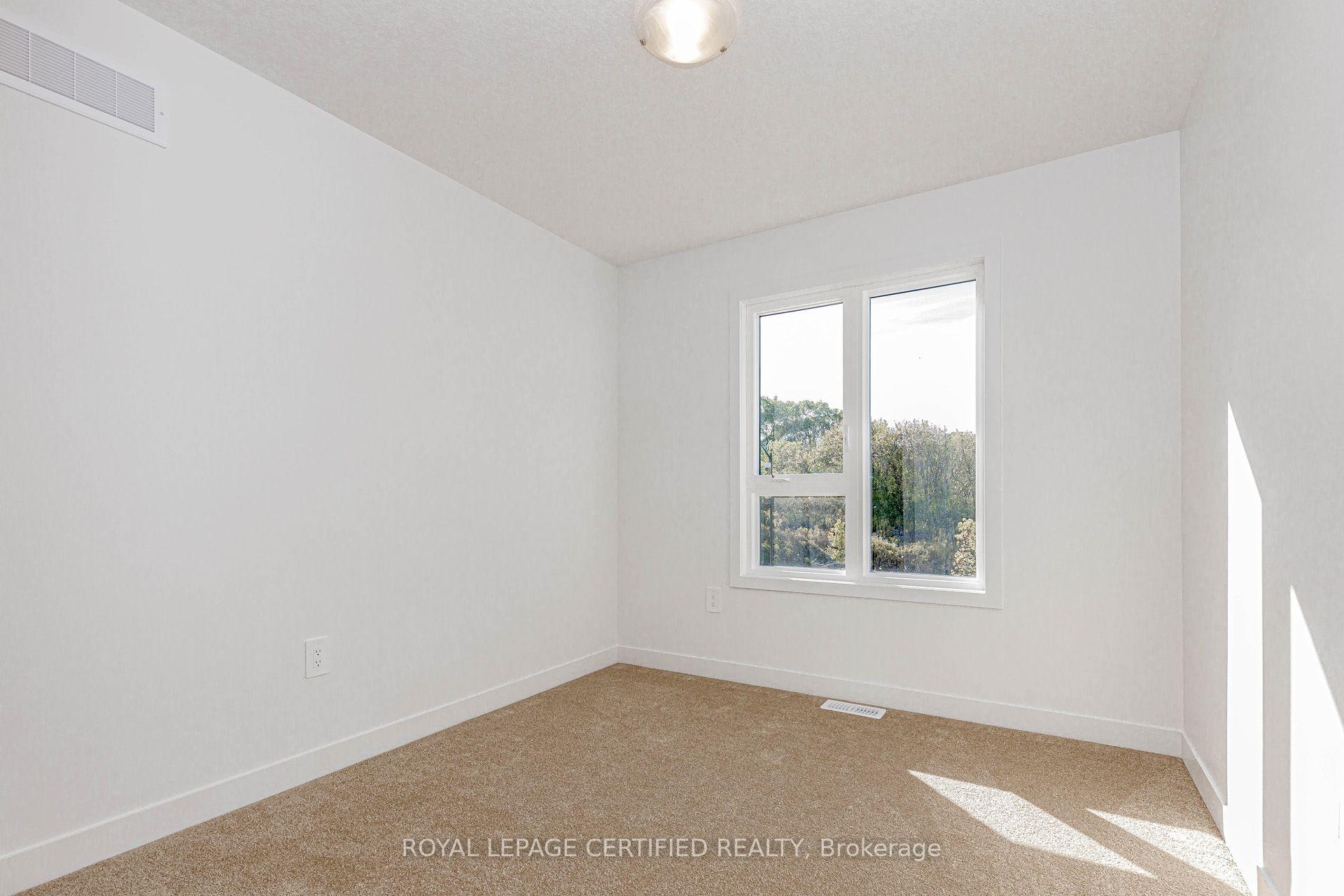 Photo 37 of 26 Oak Forest Common Crescent, Cambridge, Preston Heights — HOMEH