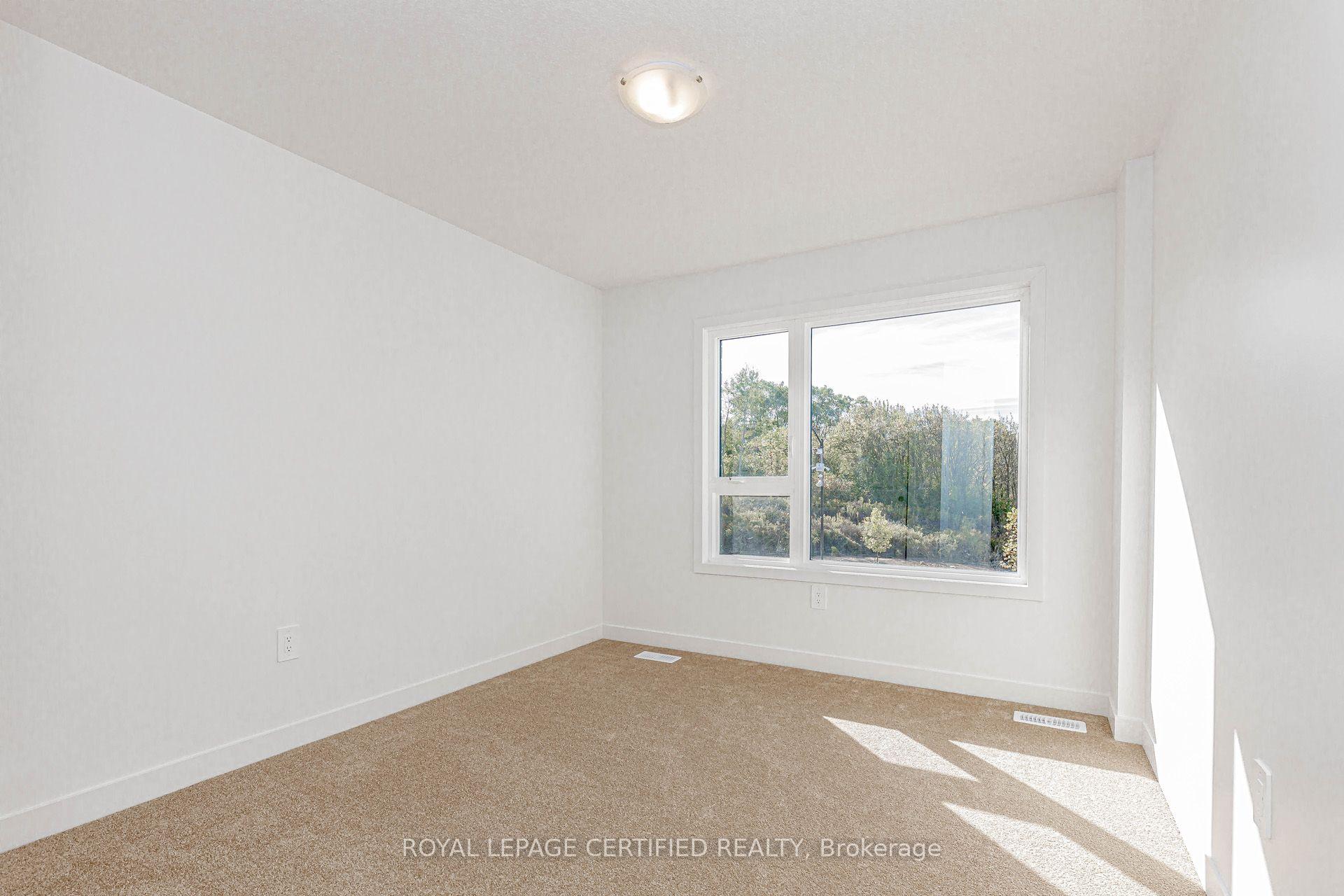 Photo 40 of 26 Oak Forest Common Crescent, Cambridge, Preston Heights — HOMEH