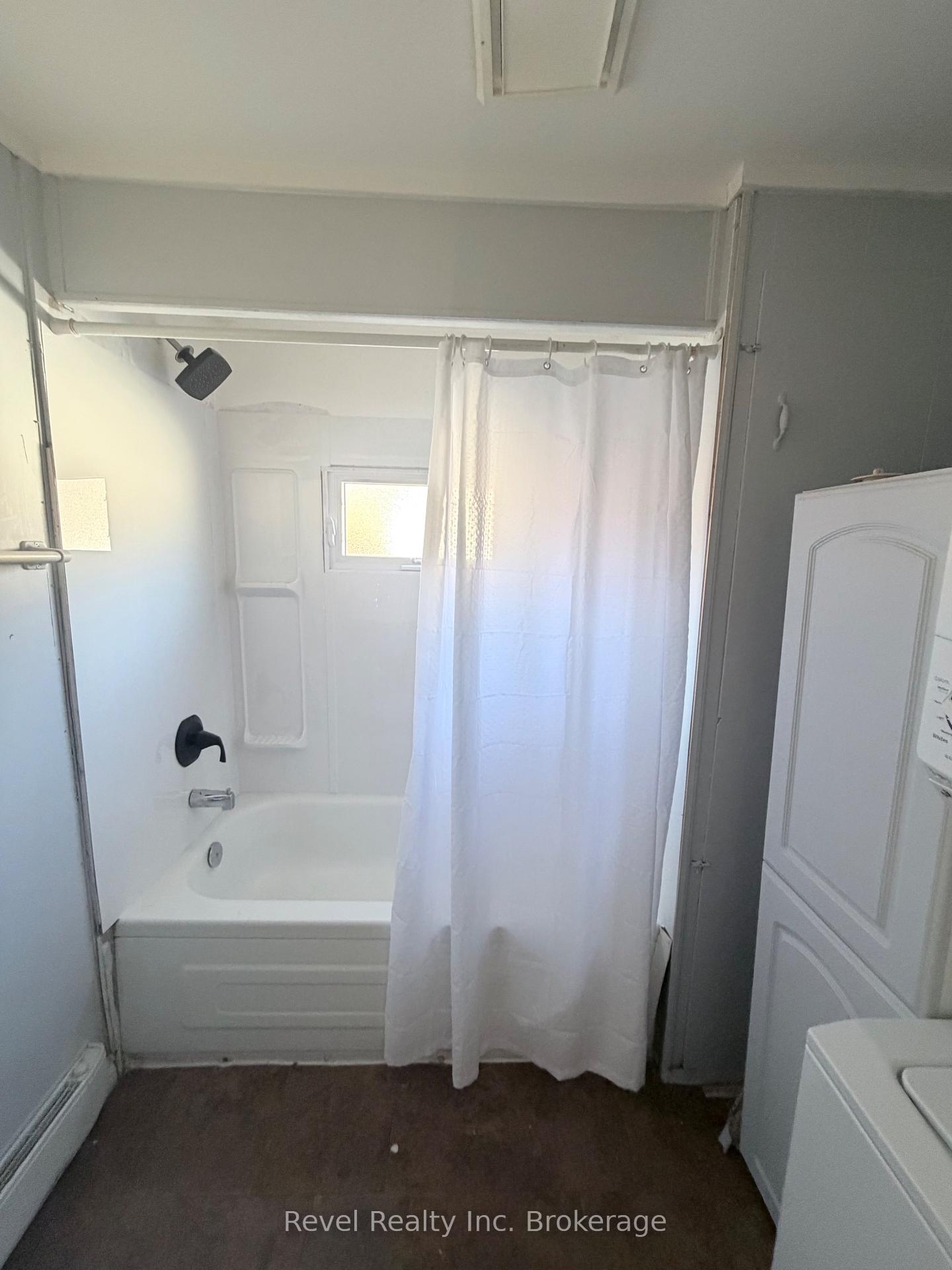 Photo 16 of Unit 7, 208 Little Down Lane, North Bay, Airport — HOMEH