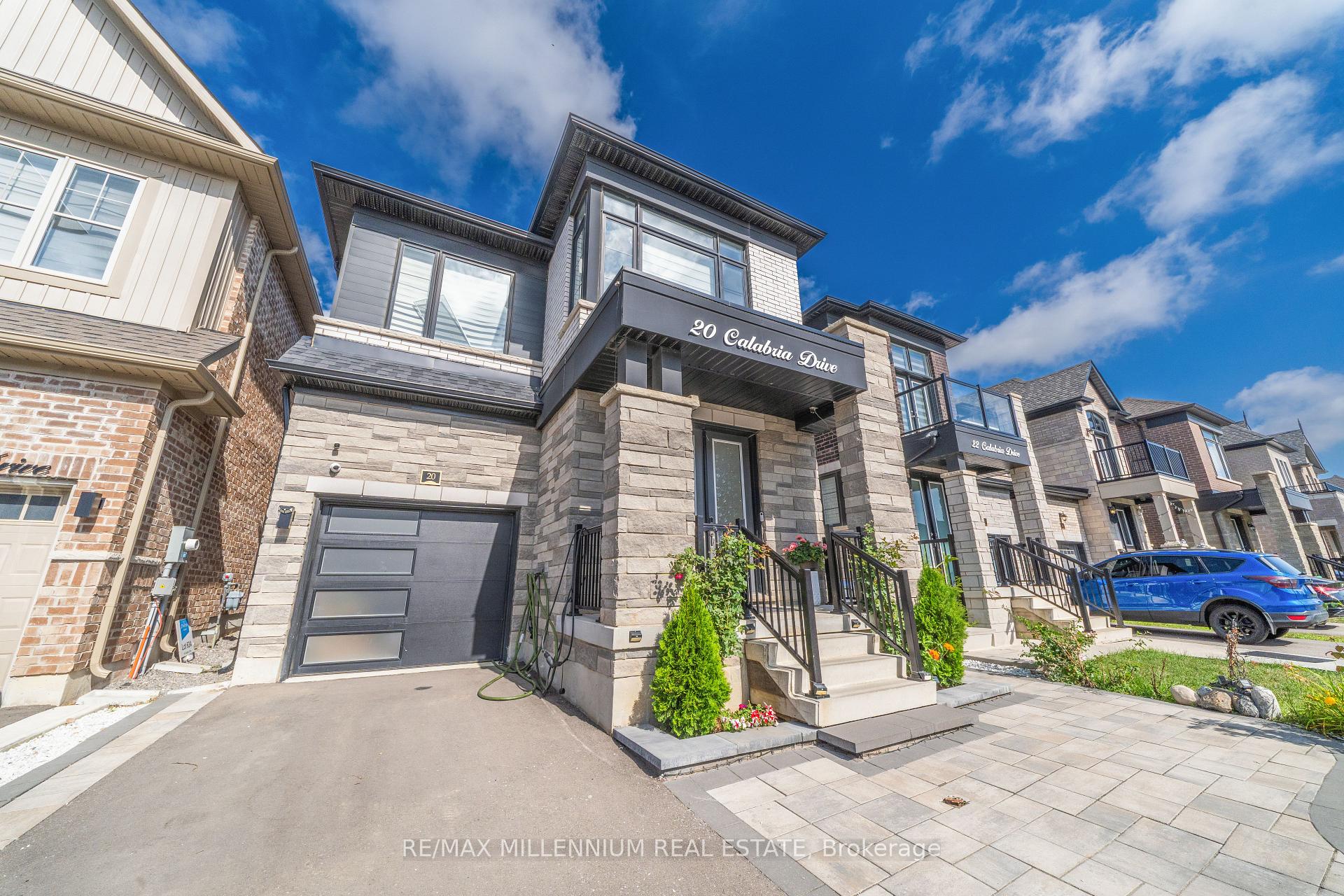 Photo 2 of 20 Calabria Drive, Caledon, Rural Caledon — HOMEH