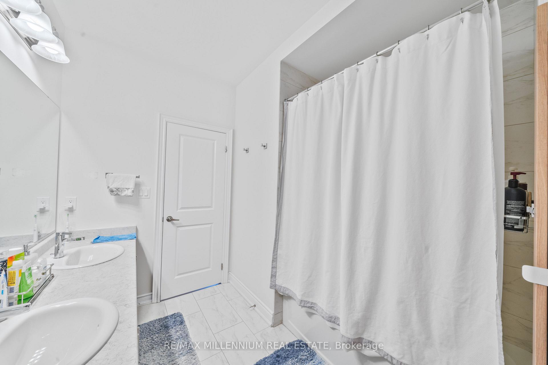 Photo 23 of 20 Calabria Drive, Caledon, Rural Caledon — HOMEH