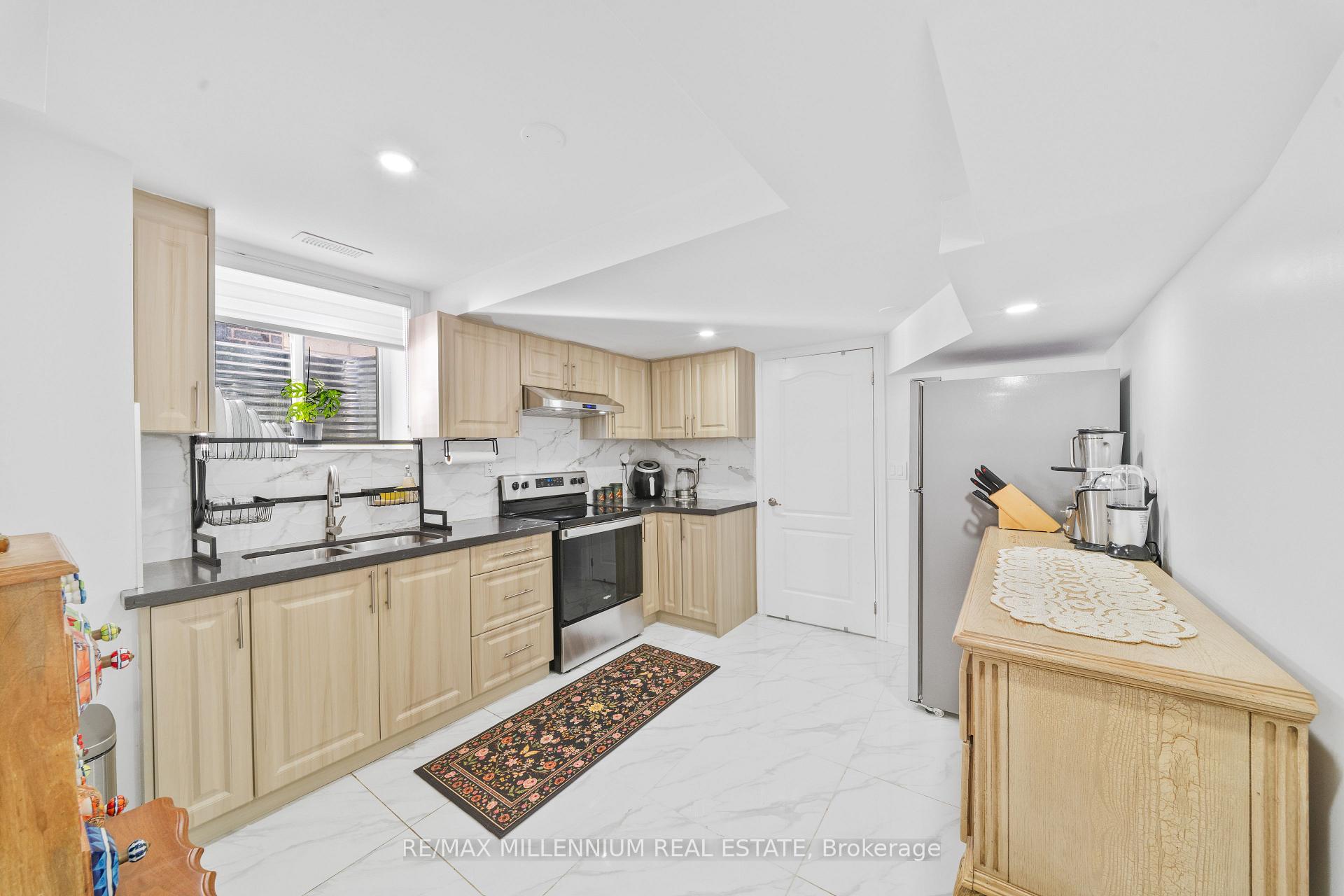 Photo 32 of 20 Calabria Drive, Caledon, Rural Caledon — HOMEH
