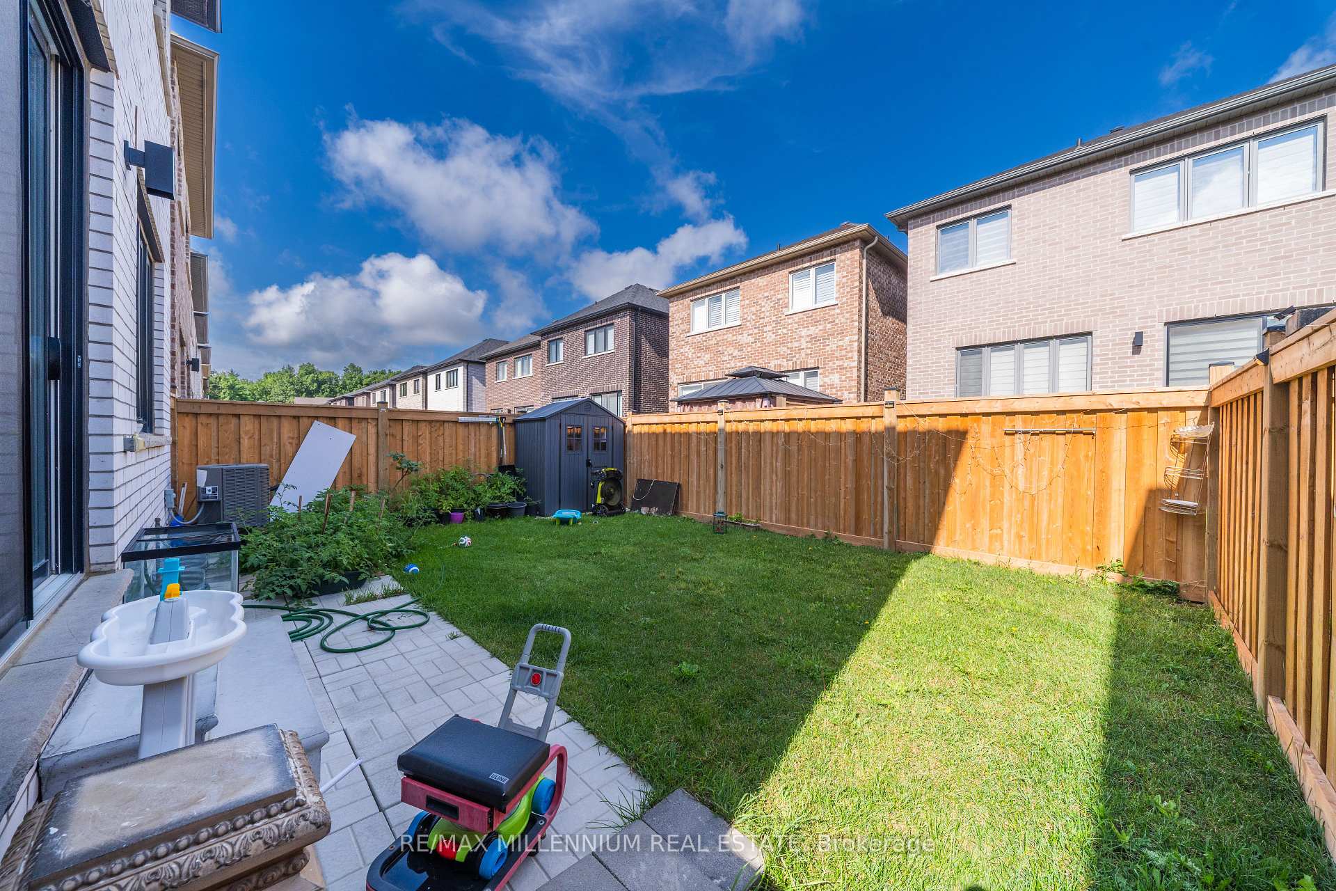 Photo 41 of 20 Calabria Drive, Caledon, Rural Caledon — HOMEH
