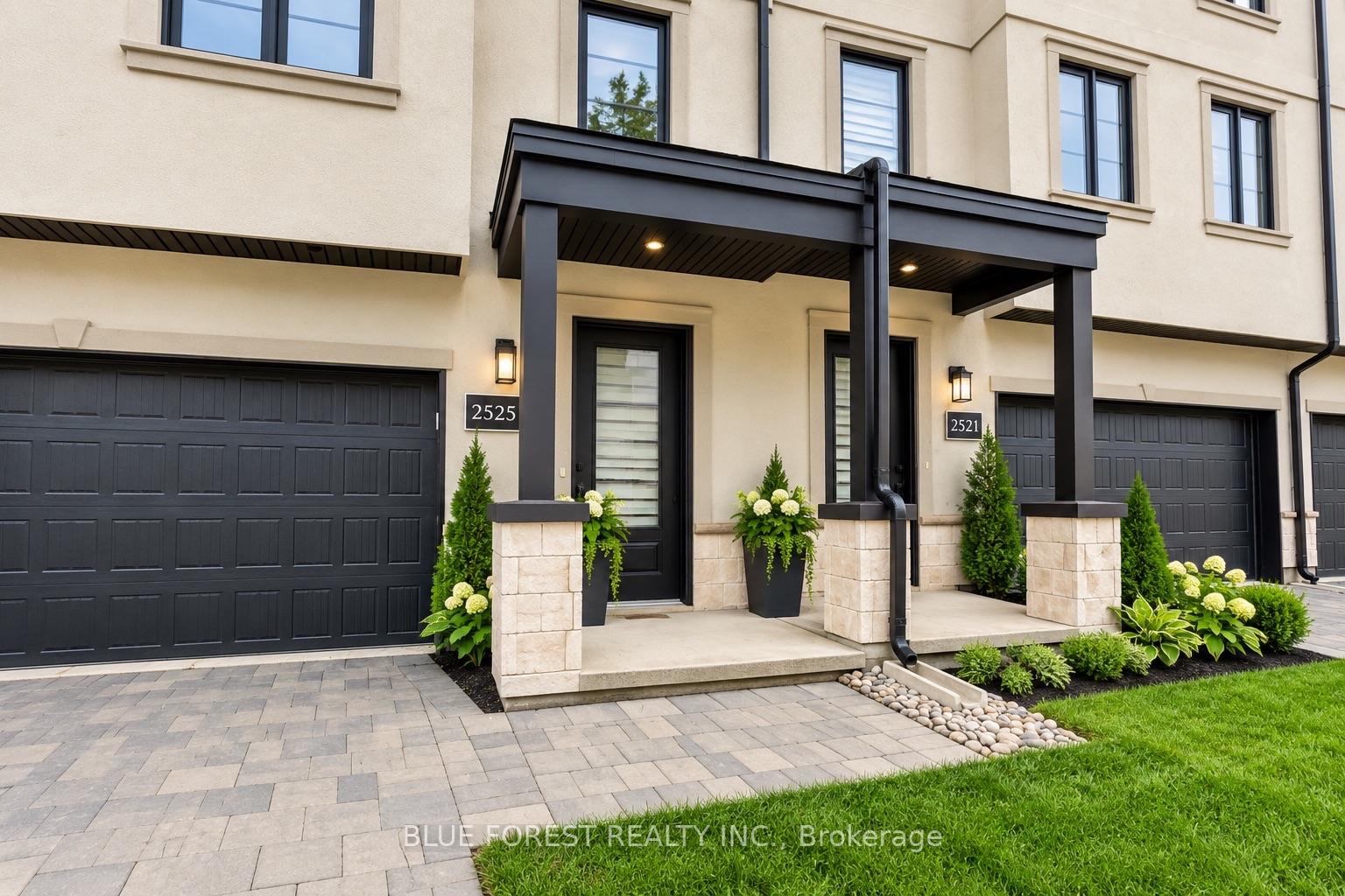 Photo 5 of Unit 33, 2525 Meadowlands Way, London, North R — HOMEH