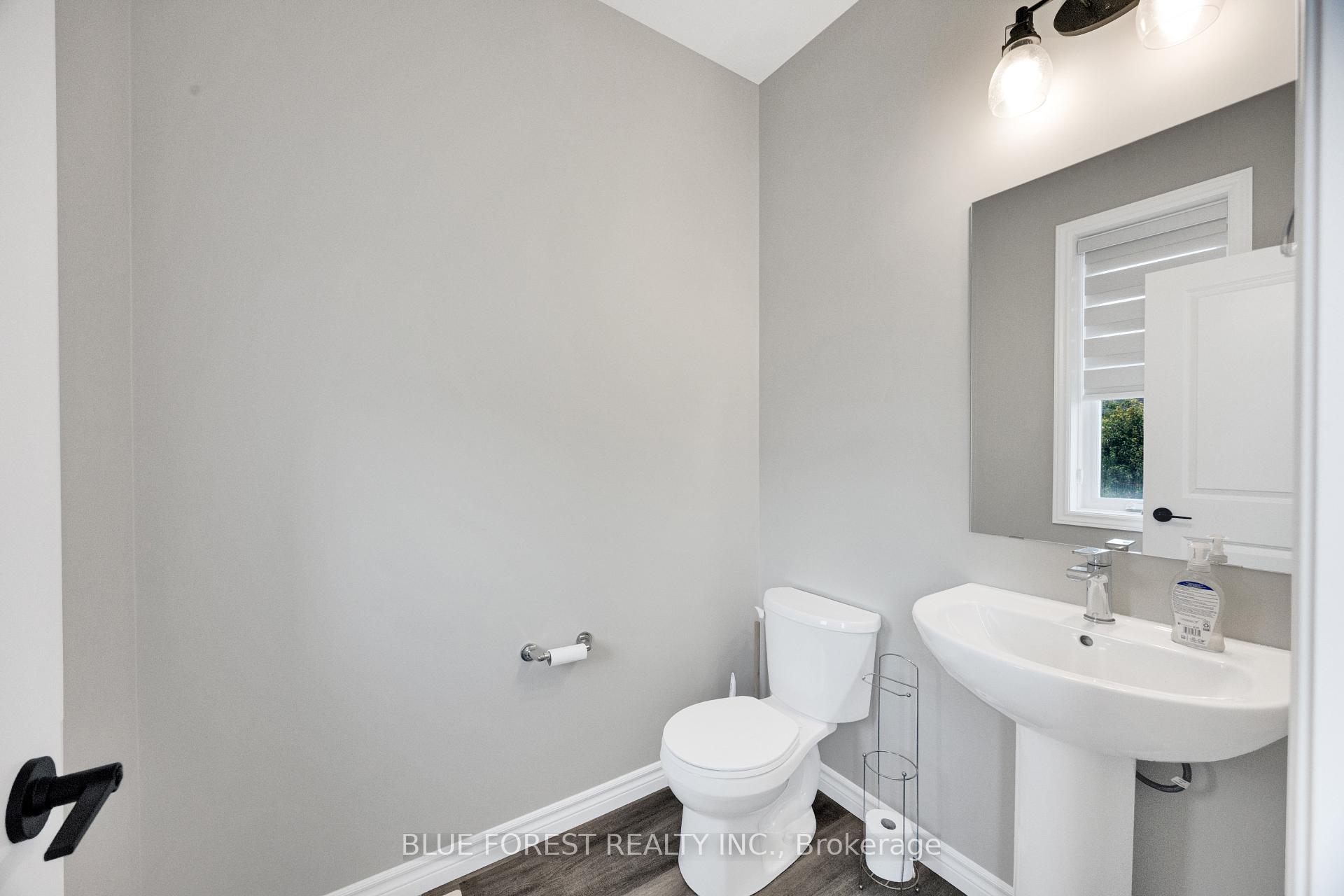 Photo 38 of Unit 33, 2525 Meadowlands Way, London, North R — HOMEH