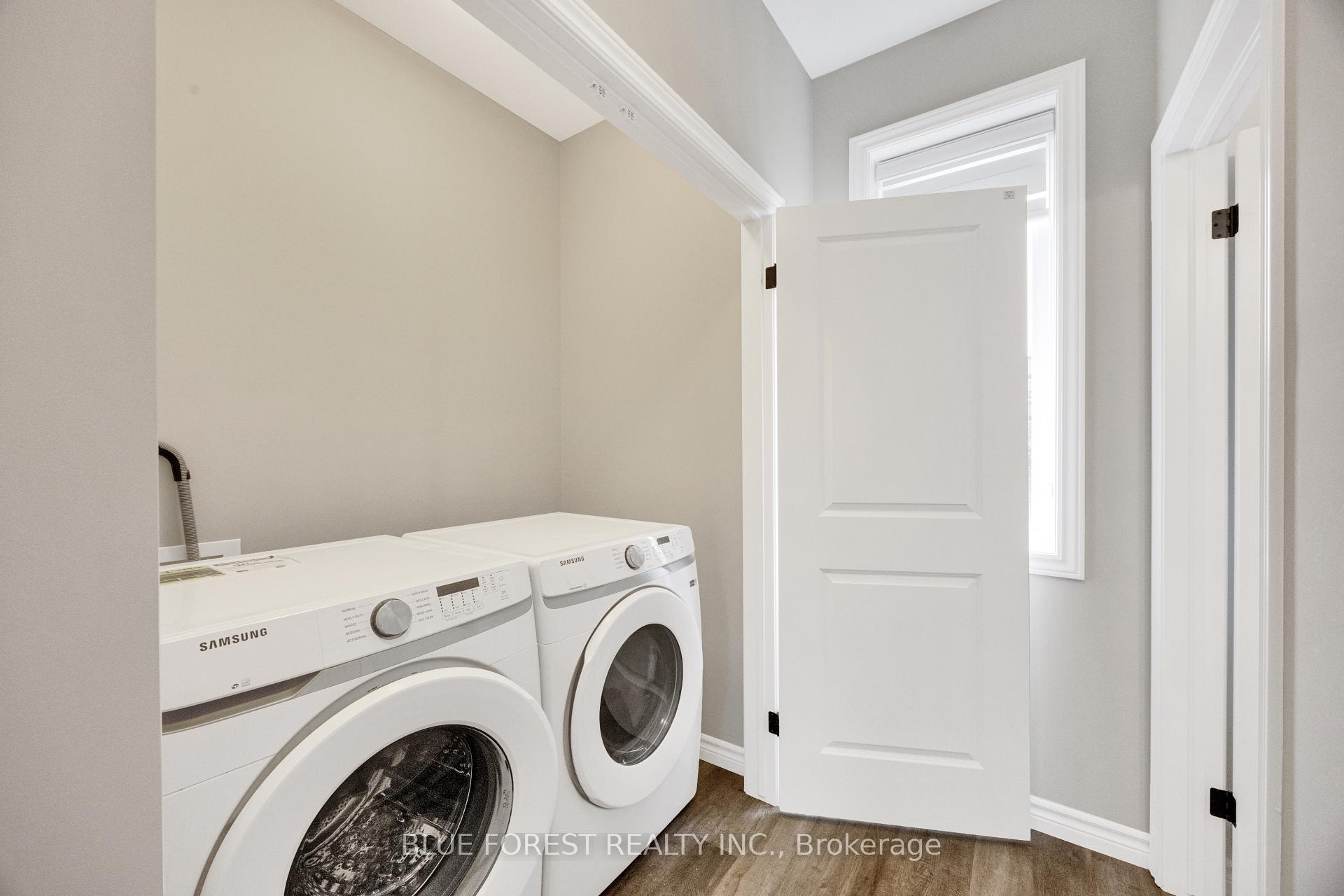 Photo 39 of Unit 33, 2525 Meadowlands Way, London, North R — HOMEH