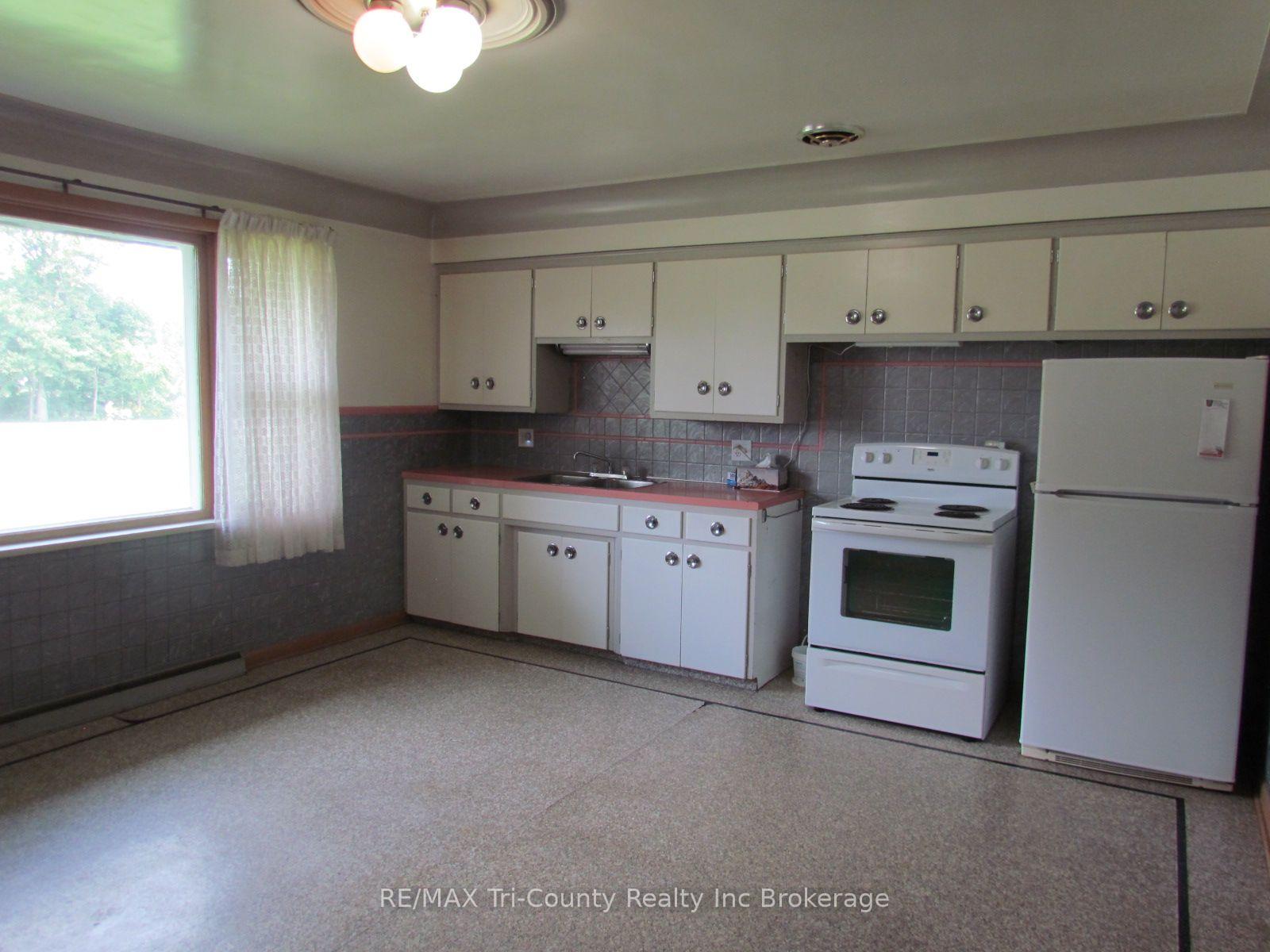 Photo 5 of 1246 3 Highway, Norfolk, Rural Middleton — HOMEH