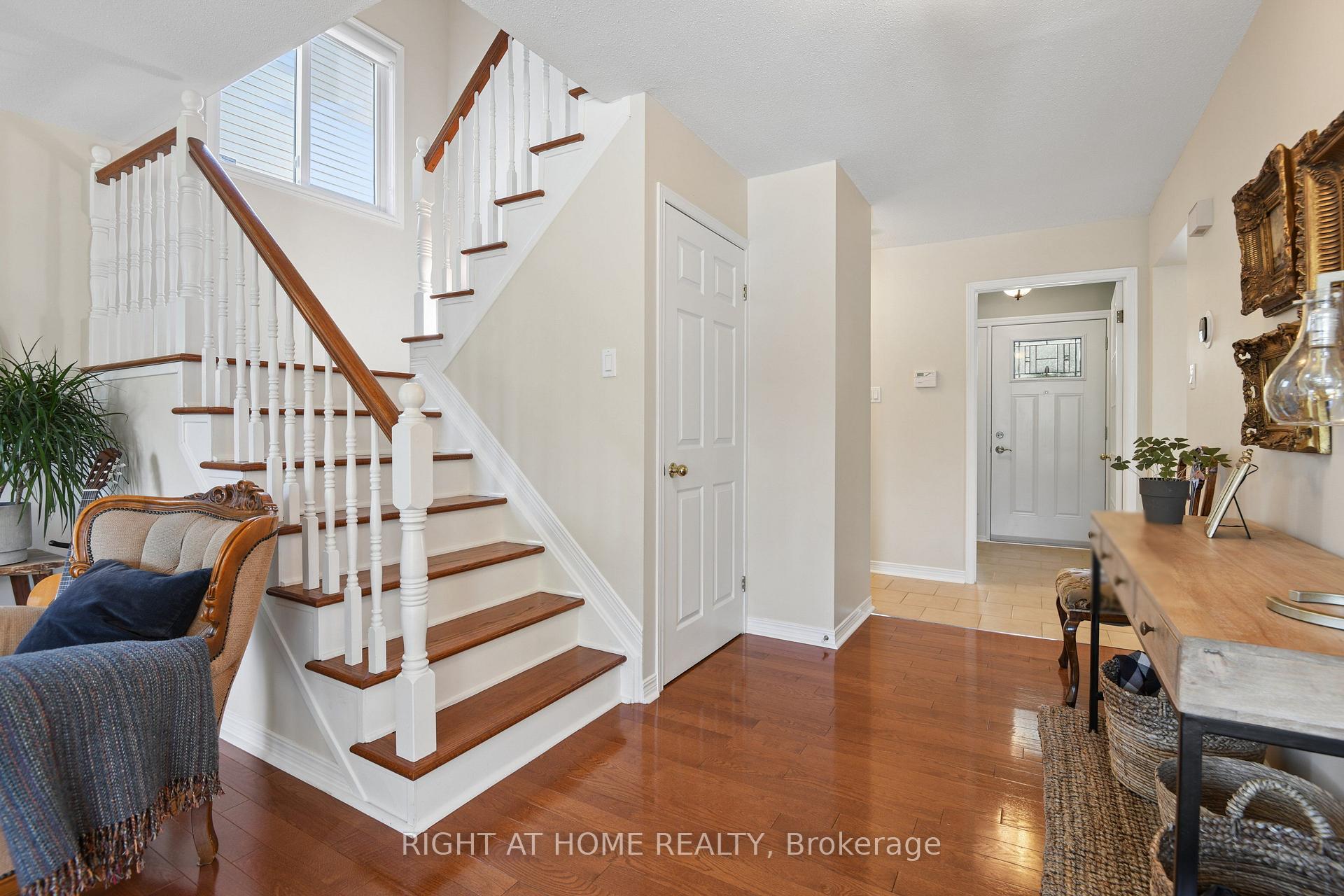 Photo 6 of 1777 Tache Way, Ottawa, Fallingbrook/Pineridge — HOMEH