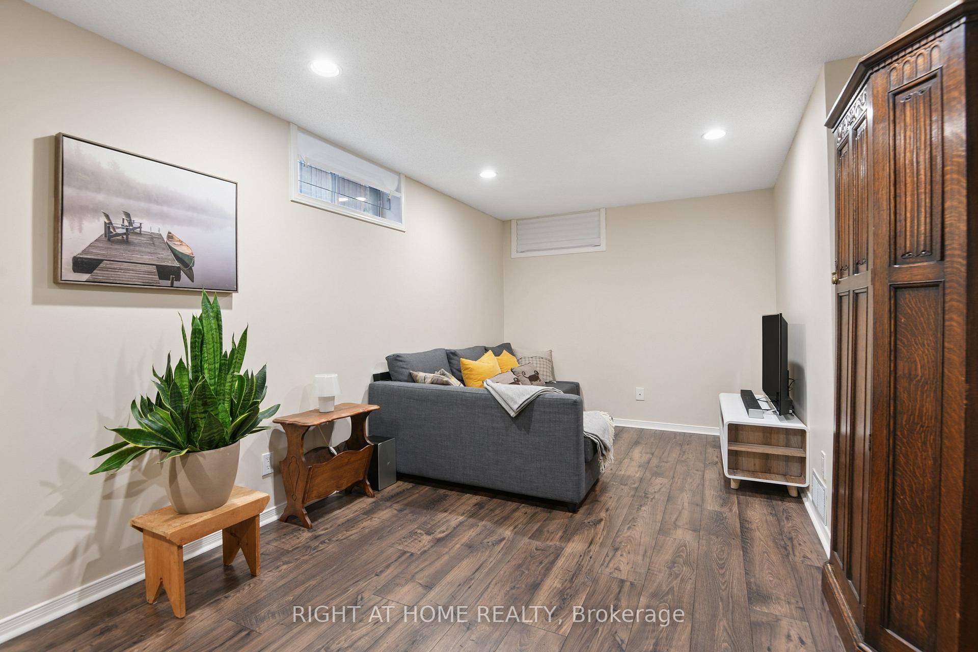 Photo 27 of 1777 Tache Way, Ottawa, Fallingbrook/Pineridge — HOMEH