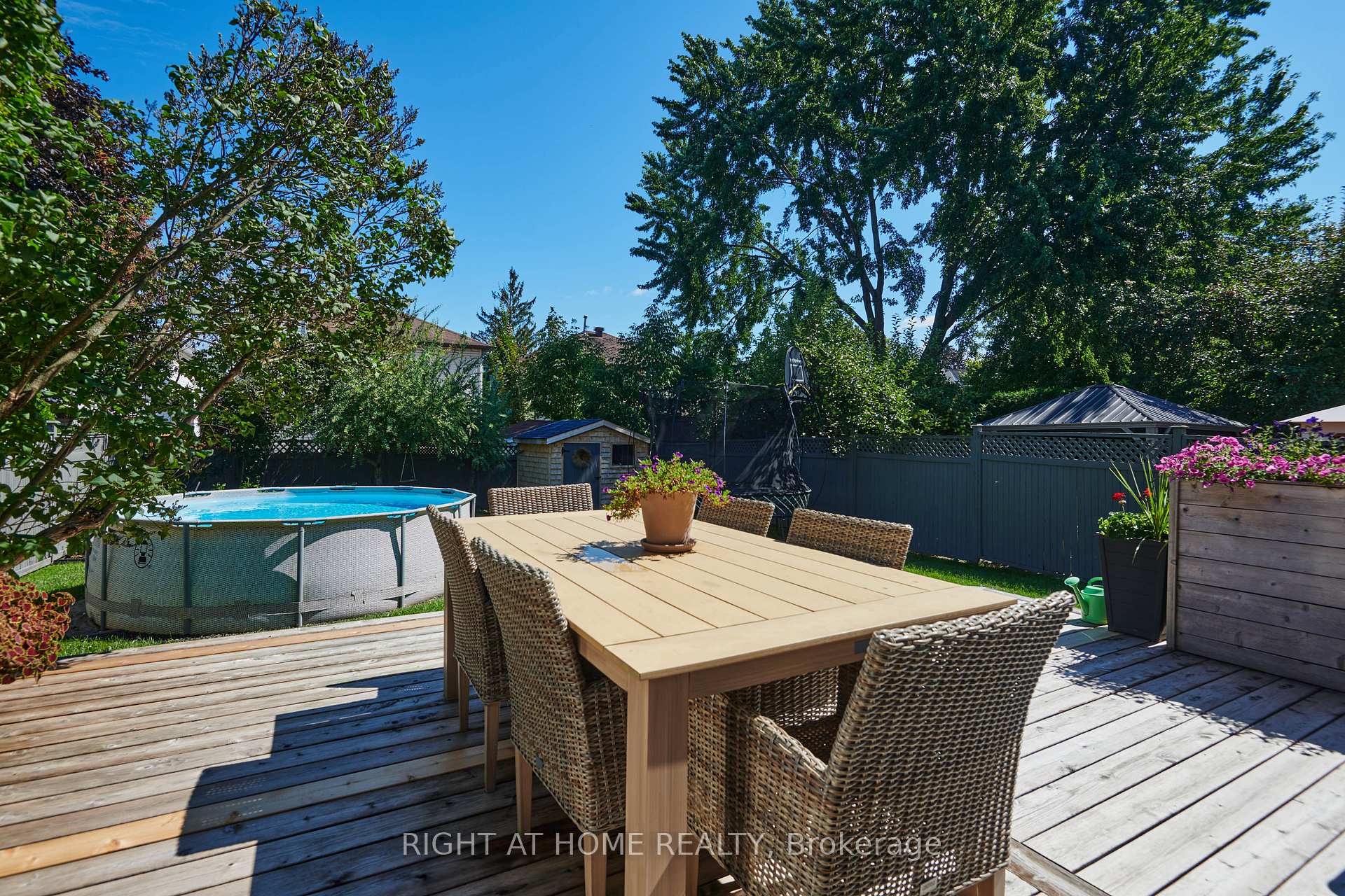 Photo 31 of 1777 Tache Way, Ottawa, Fallingbrook/Pineridge — HOMEH