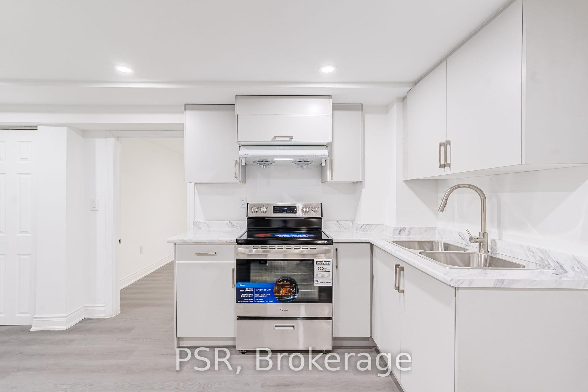 Photo 3 of Unit Lower, 24 Skelmore Crescent, North York, Parkwoods-Donalda — HOMEH