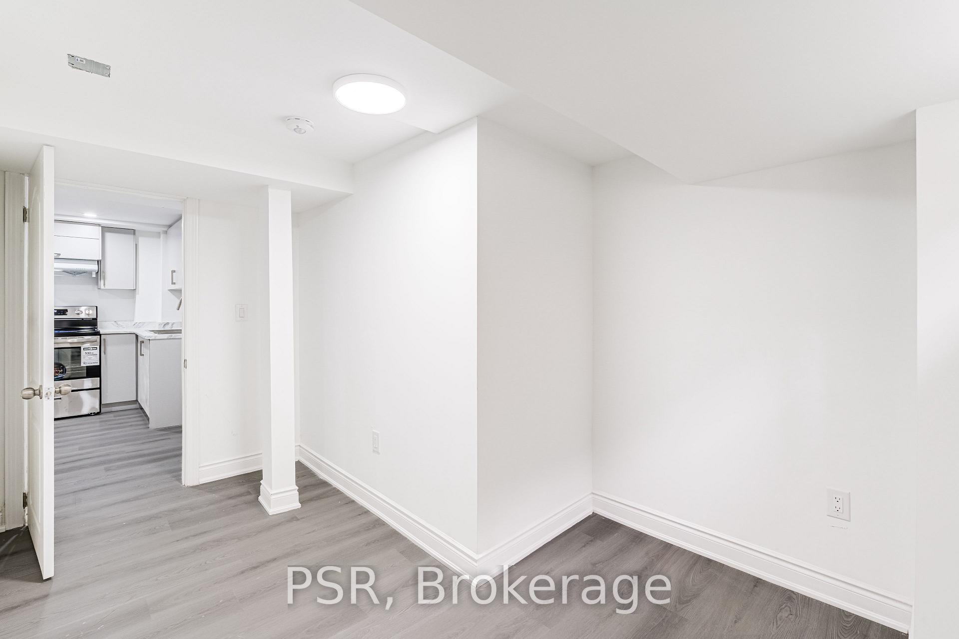 Photo 13 of Unit Lower, 24 Skelmore Crescent, North York, Parkwoods-Donalda — HOMEH