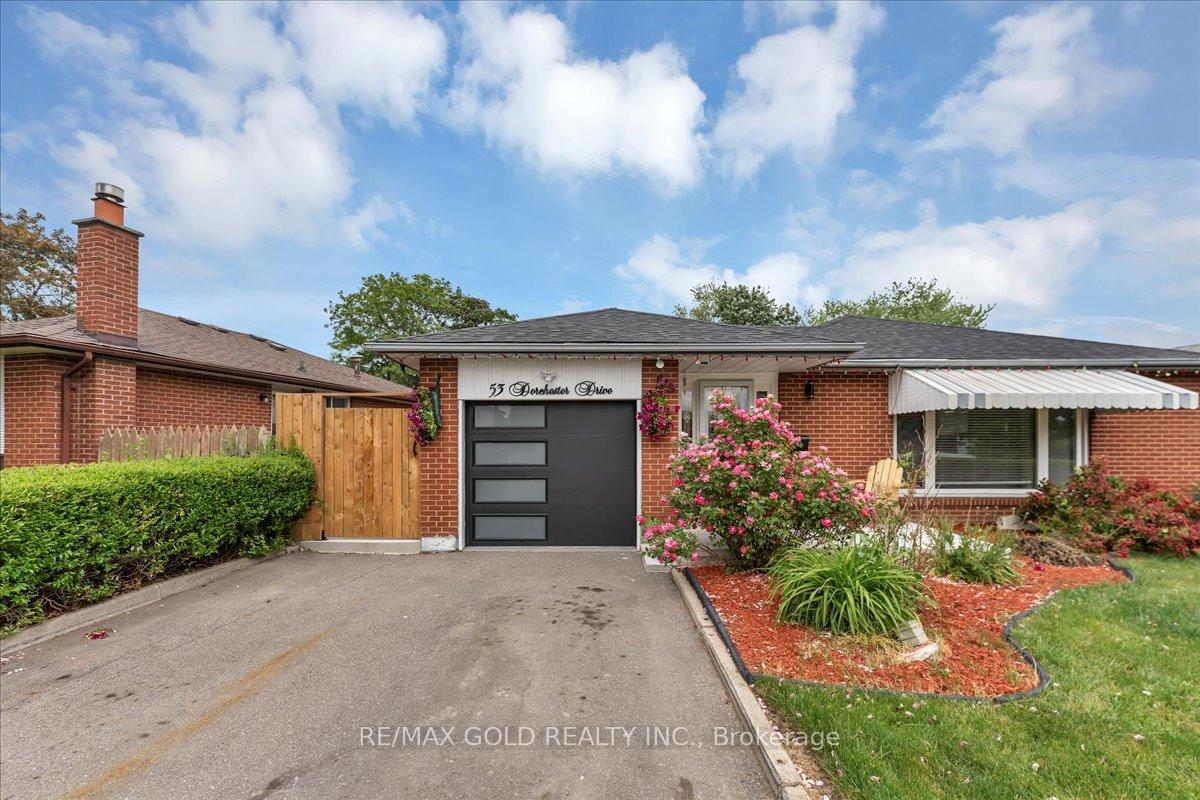Photo 5 of 53 Dorchester Drive, Brampton, Southgate — HOMEH