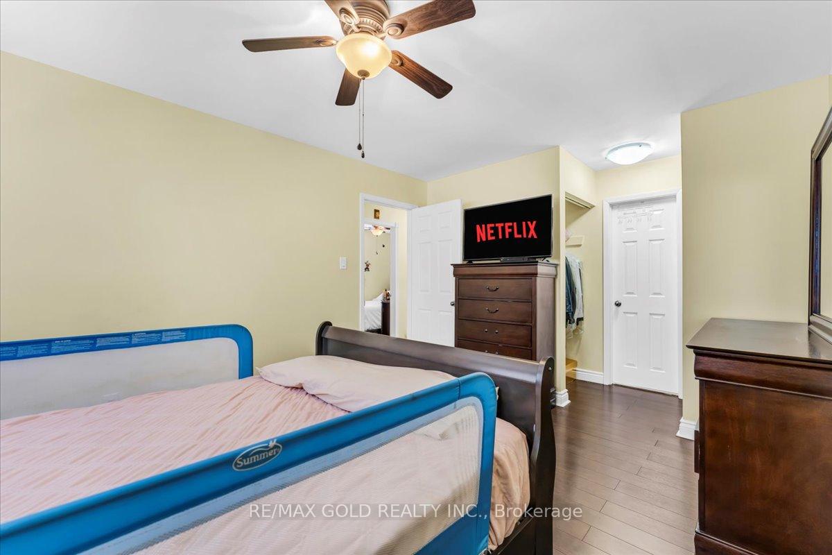 Photo 20 of 53 Dorchester Drive, Brampton, Southgate — HOMEH