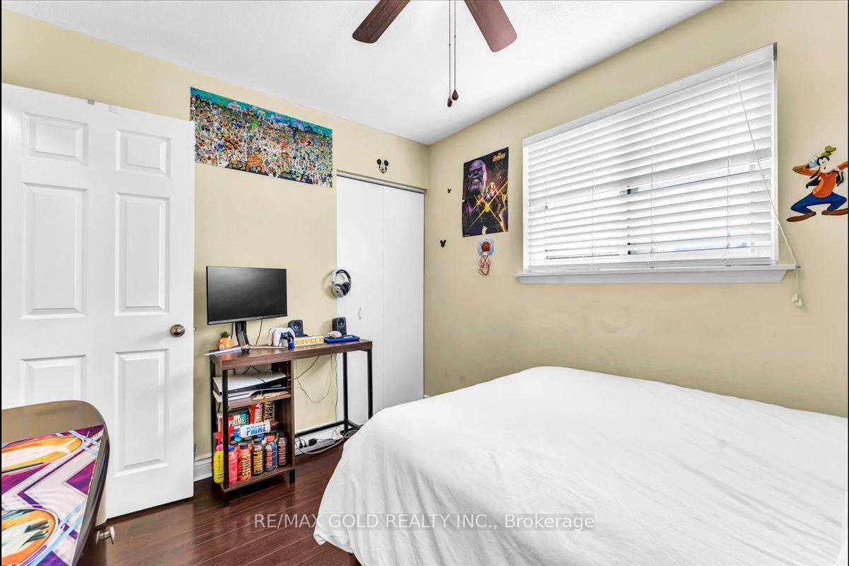 Photo 27 of 53 Dorchester Drive, Brampton, Southgate — HOMEH