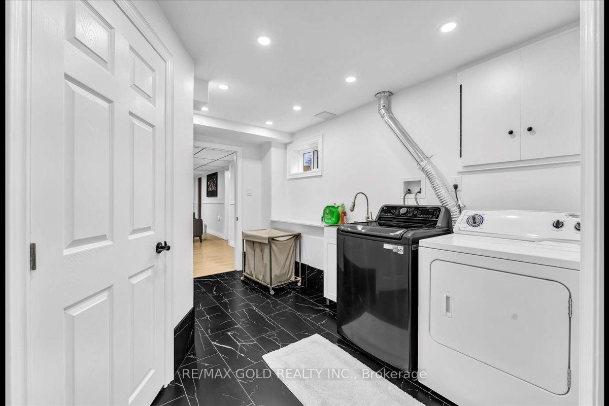 Photo 38 of 53 Dorchester Drive, Brampton, Southgate — HOMEH