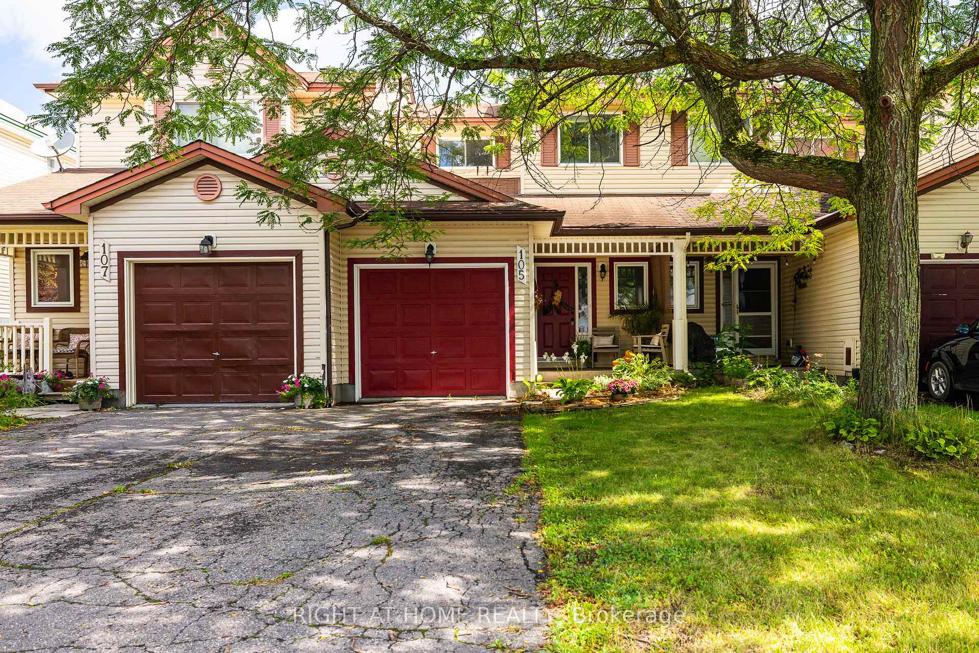 Photo 1 of 105 Crampton Drive, Carleton Place, Carleton Place — HOMEH