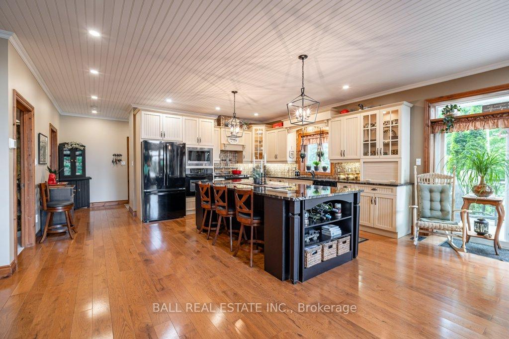 Photo 12 of 32 Shadowood Lane, North Kawartha — HOMEH
