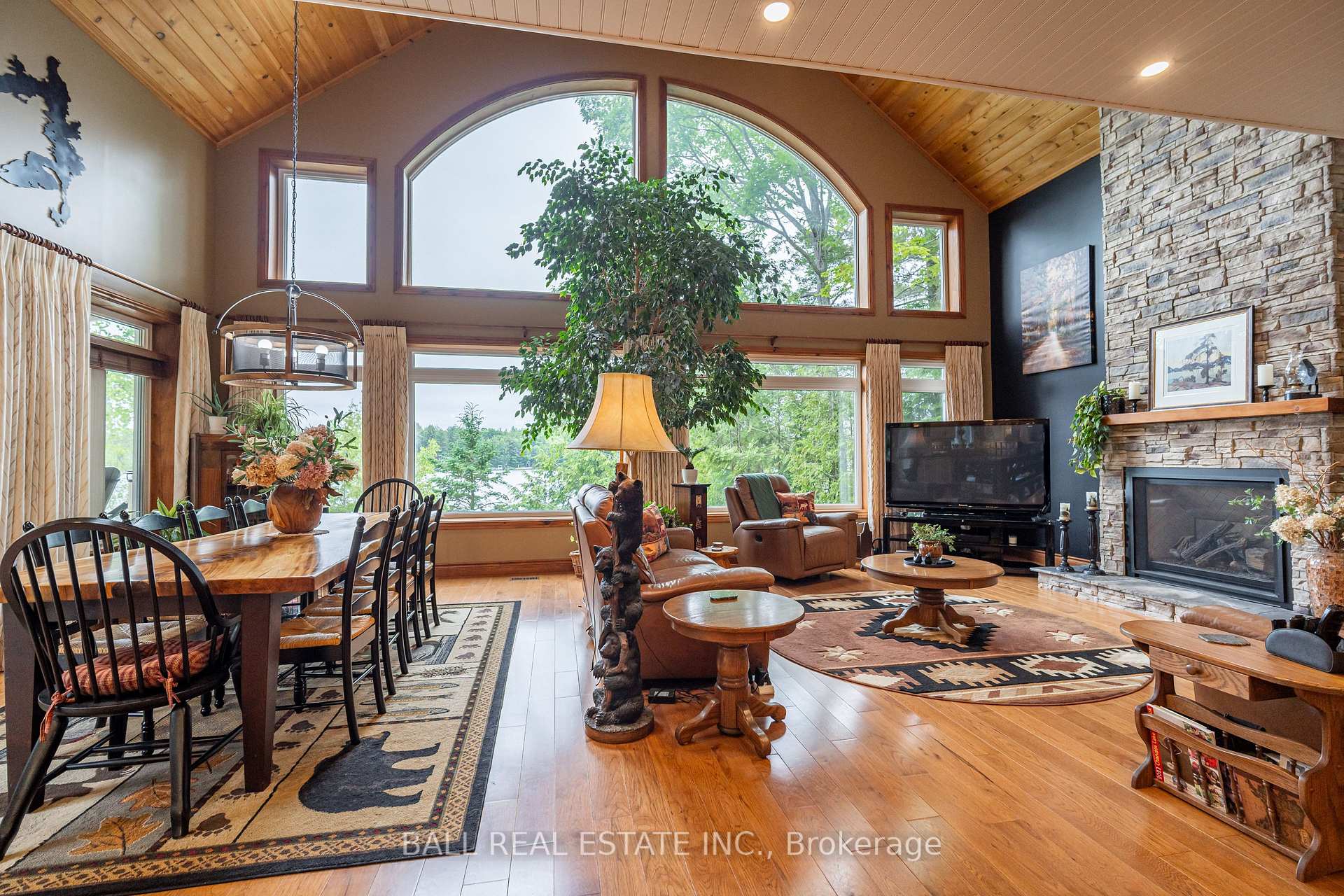 Photo 16 of 32 Shadowood Lane, North Kawartha — HOMEH