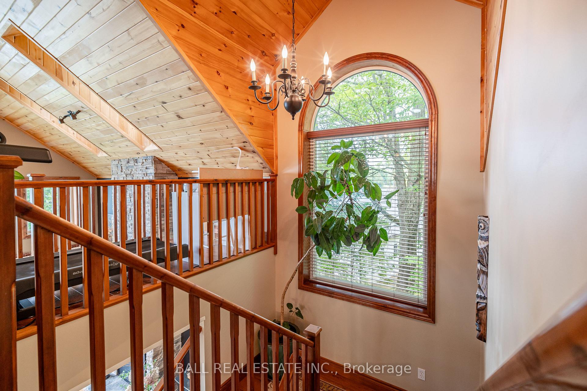 Photo 23 of 32 Shadowood Lane, North Kawartha — HOMEH