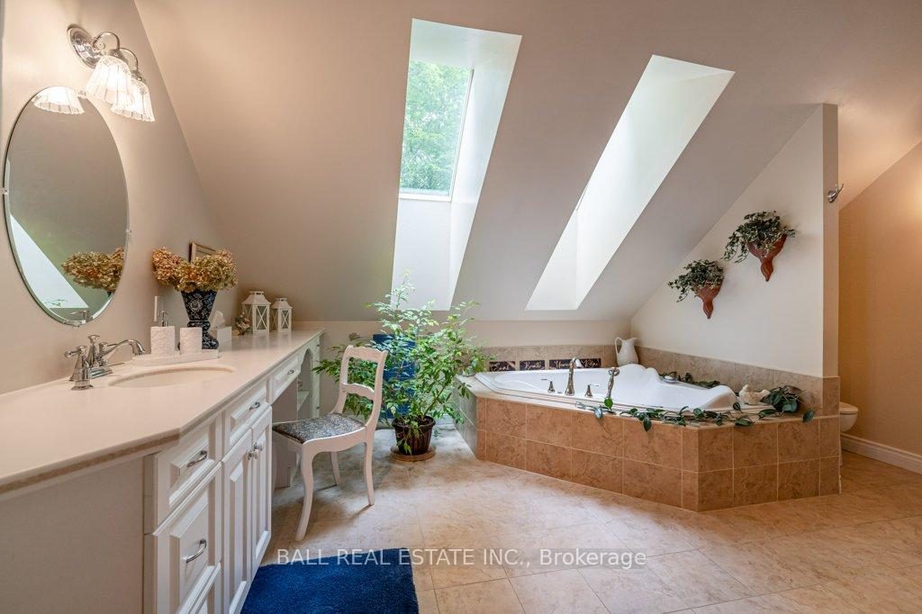 Photo 26 of 32 Shadowood Lane, North Kawartha — HOMEH