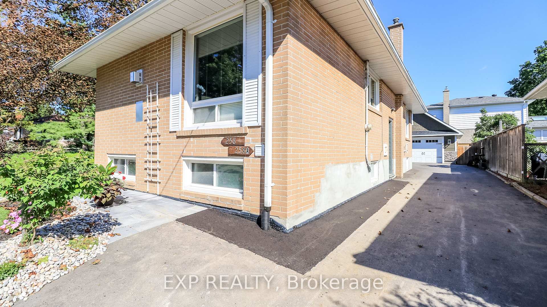Photo 4 of Unit Basement, 258 Napier Street, Barrie, Codrington — HOMEH