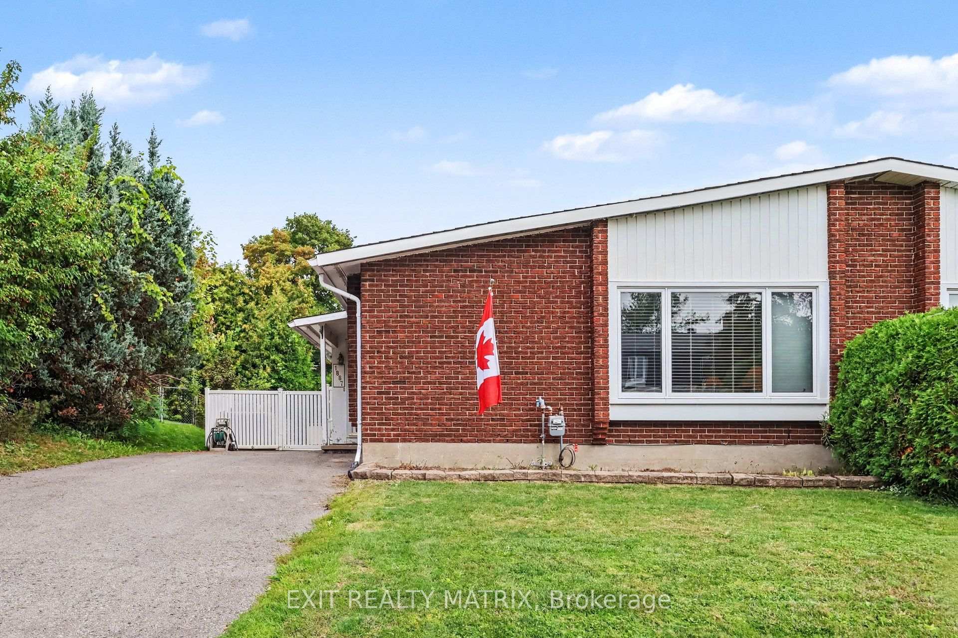 Photo 2 of 1887 Elmridge Drive, Ottawa, Beacon Hill South — HOMEH