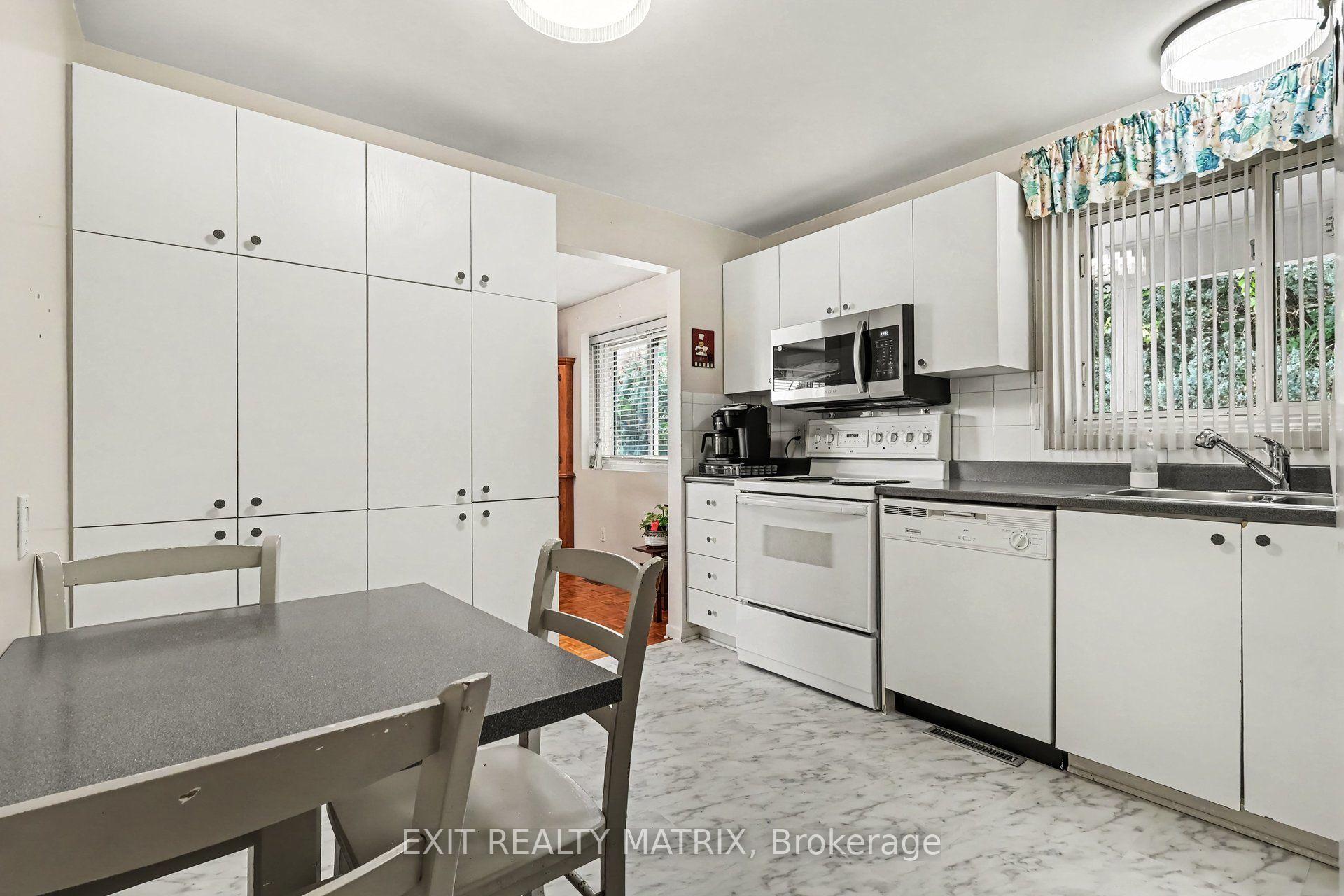 Photo 12 of 1887 Elmridge Drive, Ottawa, Beacon Hill South — HOMEH