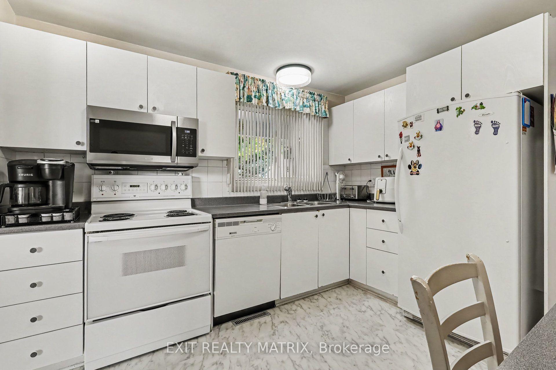 Photo 13 of 1887 Elmridge Drive, Ottawa, Beacon Hill South — HOMEH