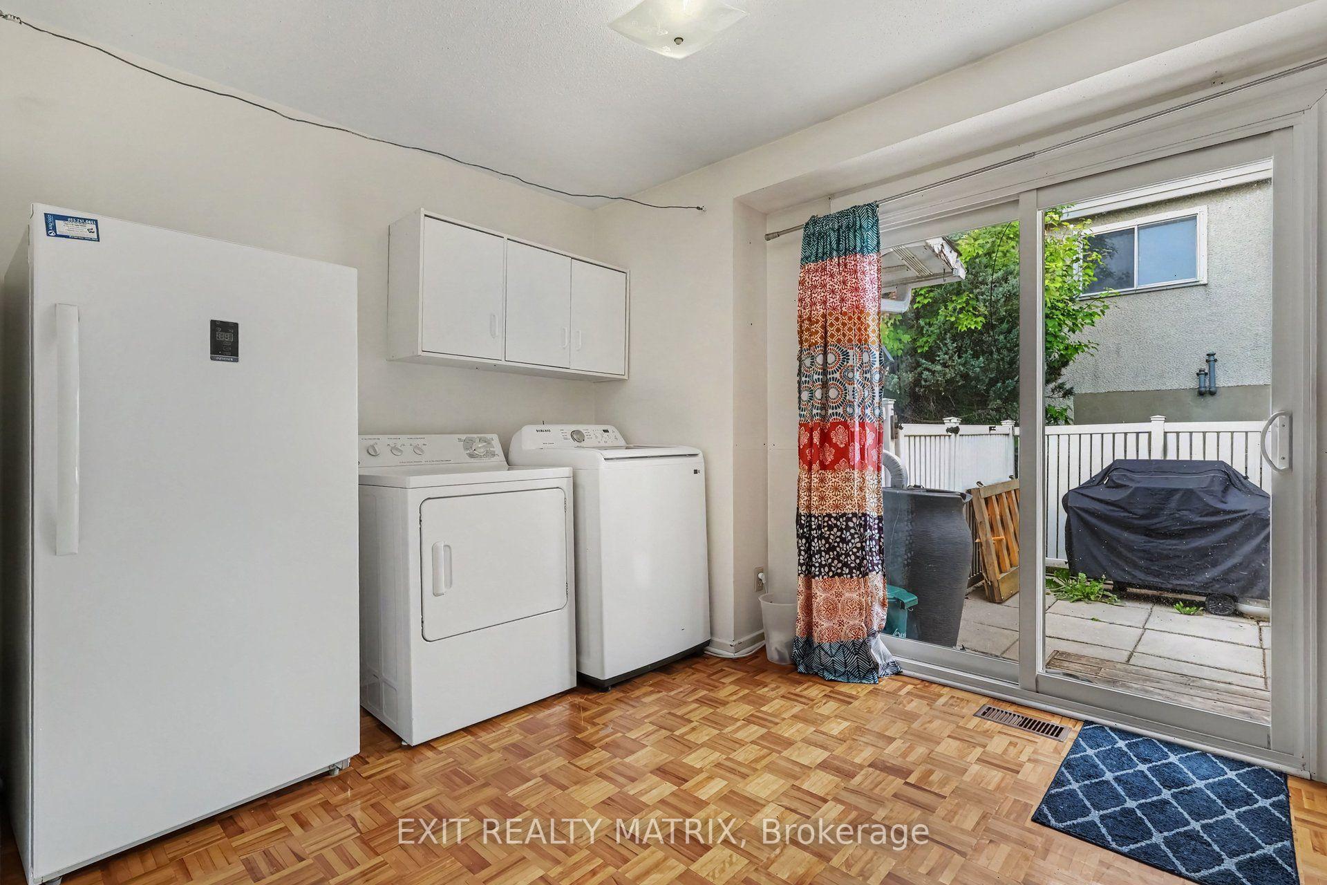 Photo 16 of 1887 Elmridge Drive, Ottawa, Beacon Hill South — HOMEH