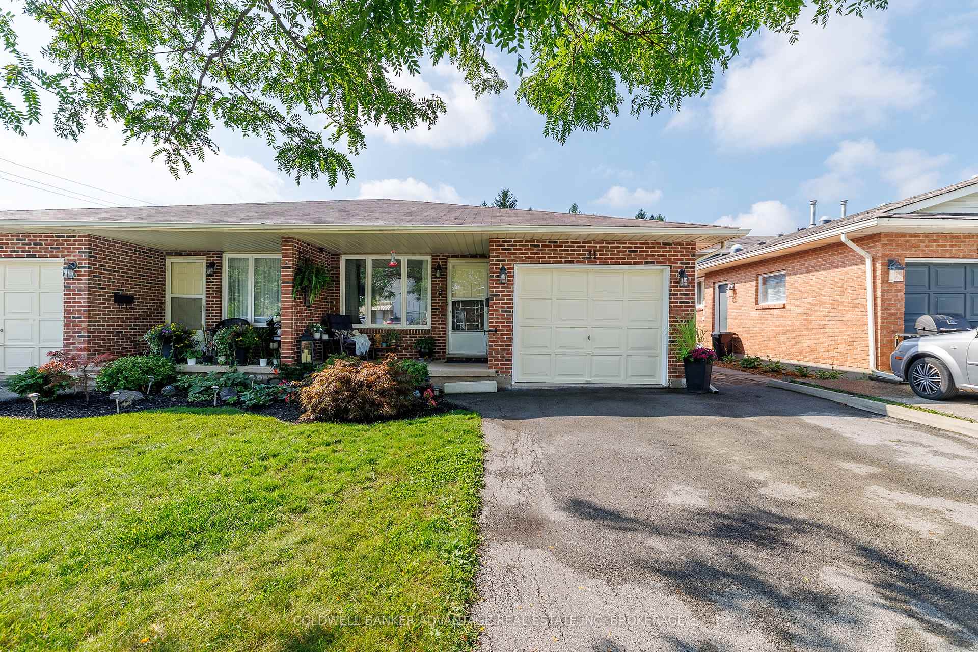 Front of 11 Woodland Drive